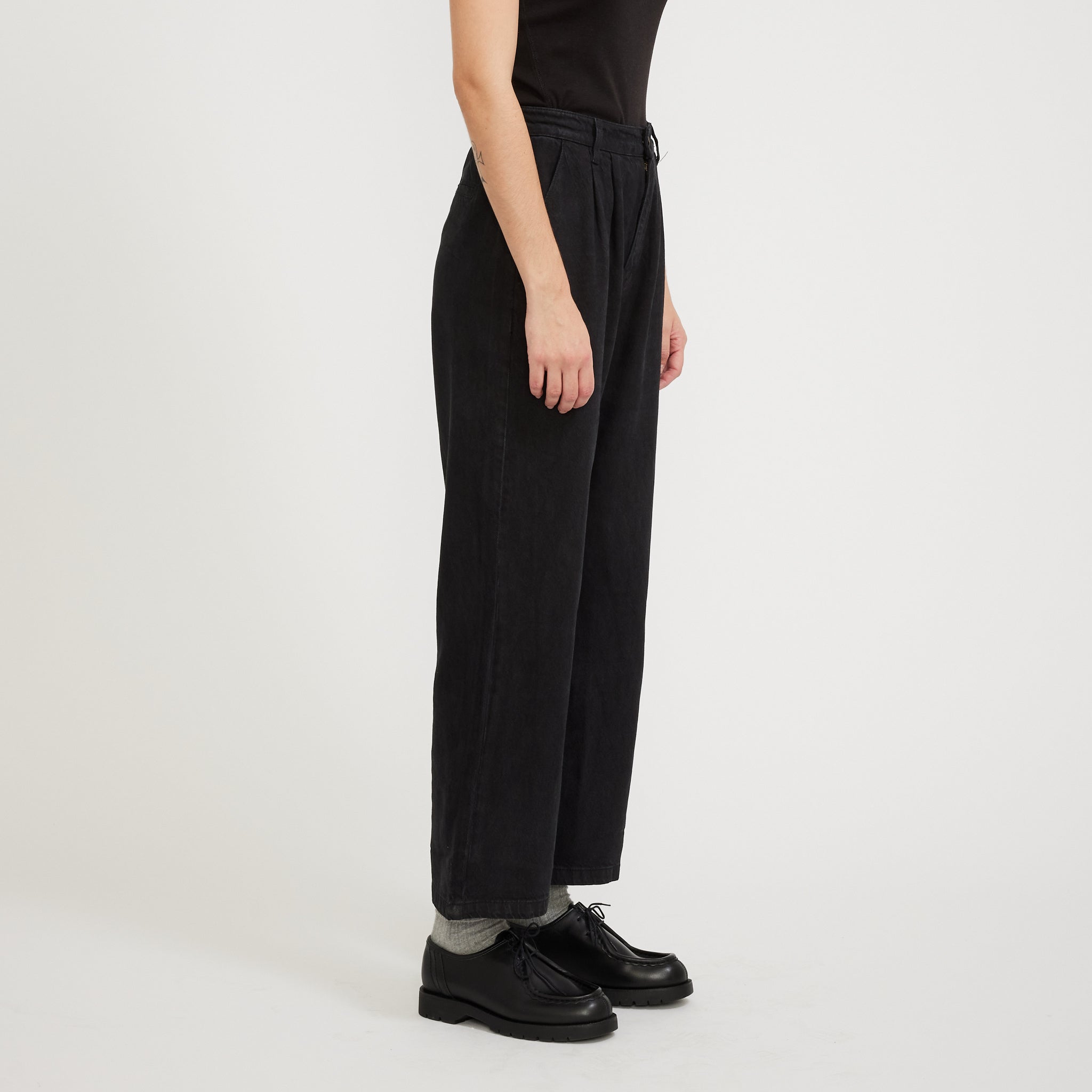 Chloe Pleat Pant Lyocell Jet Black