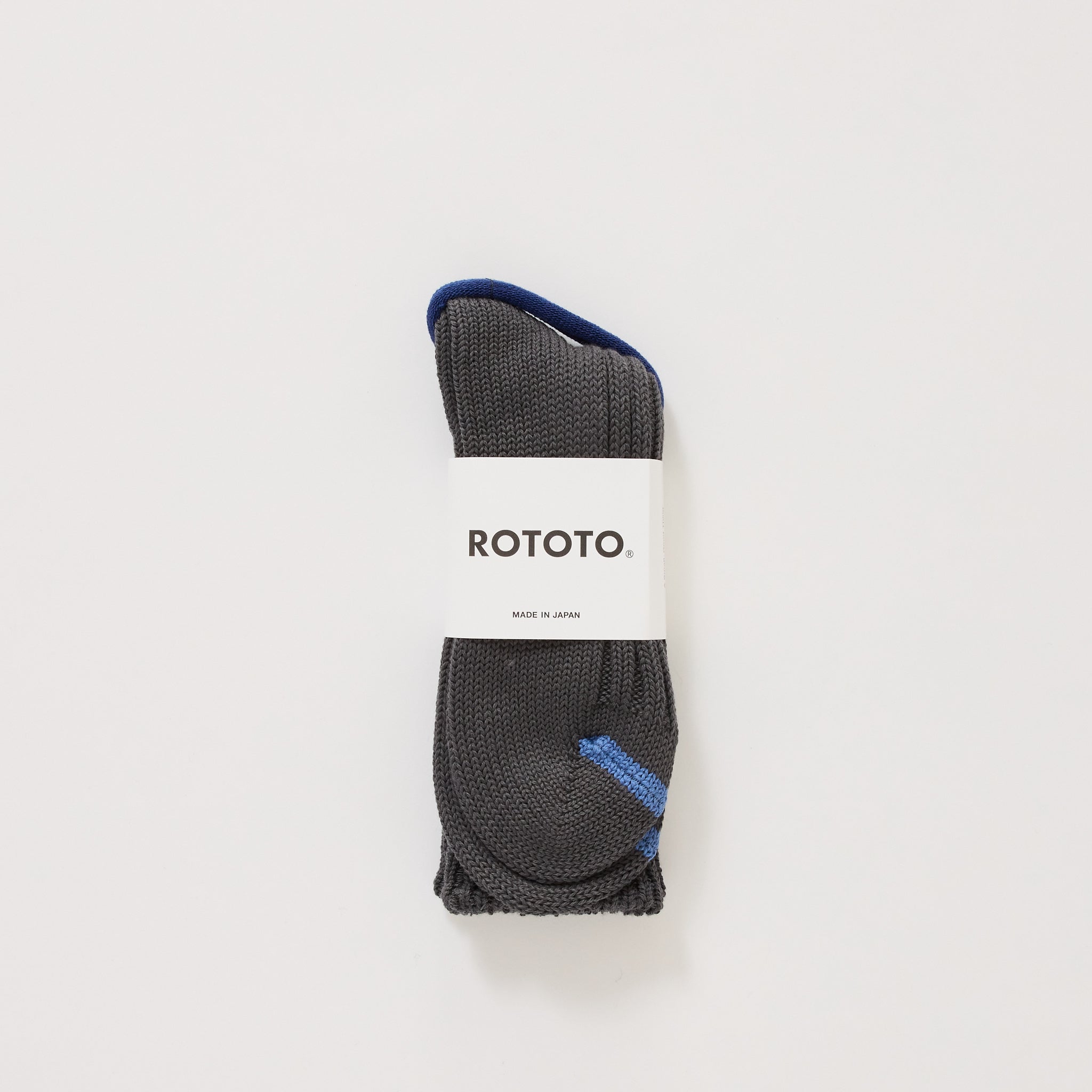 Rototo | Chunky Ribbed Crew Socks Charcoal | Maplestore