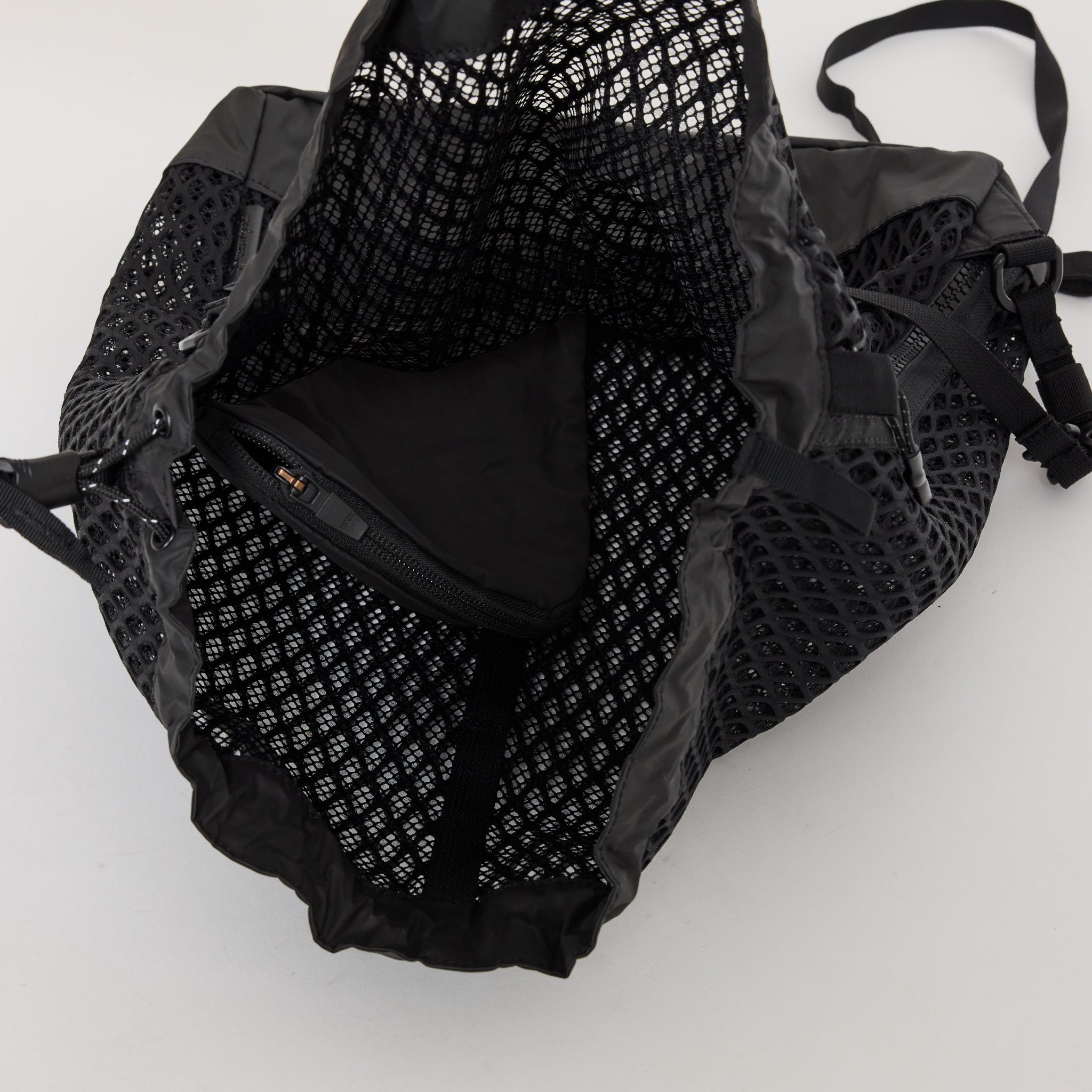 Double Face Mesh Shoulder Bag Black