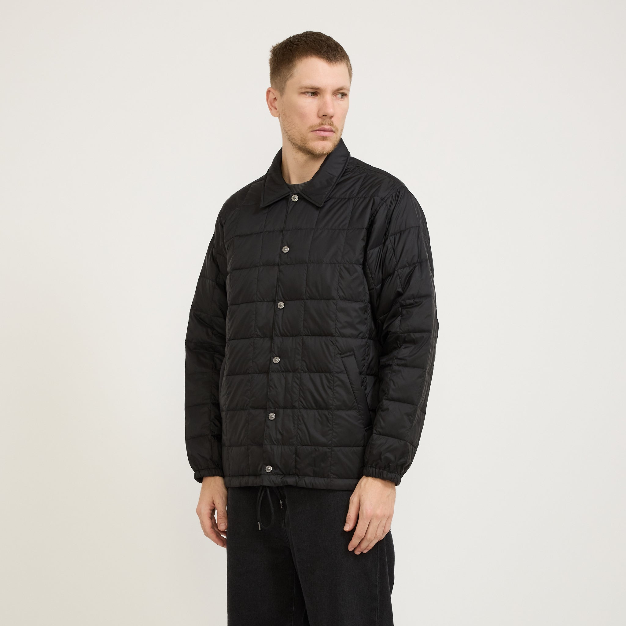 Taion | Down Coach Jacket Black | Maplestore