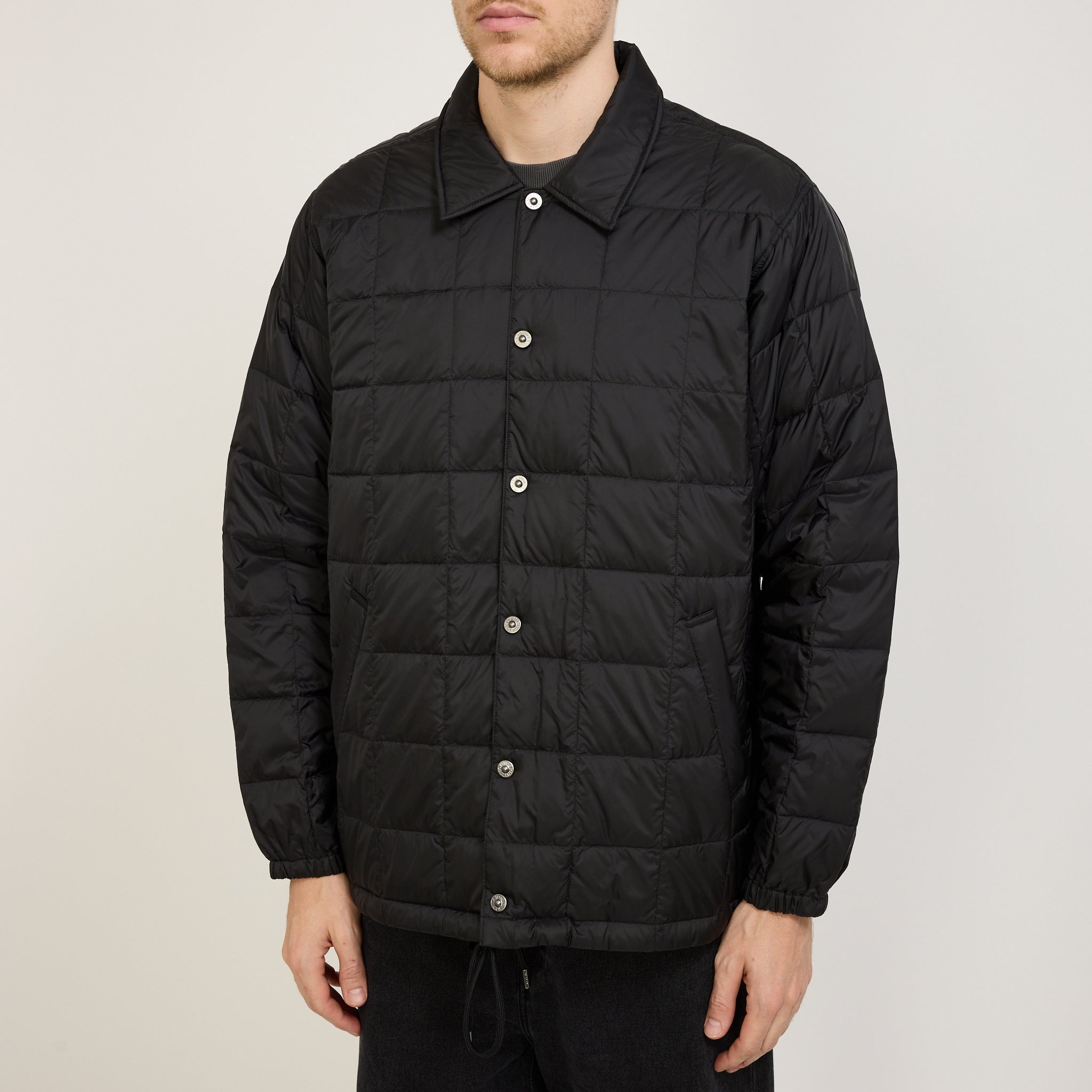 Taion | Down Coach Jacket Black | Maplestore