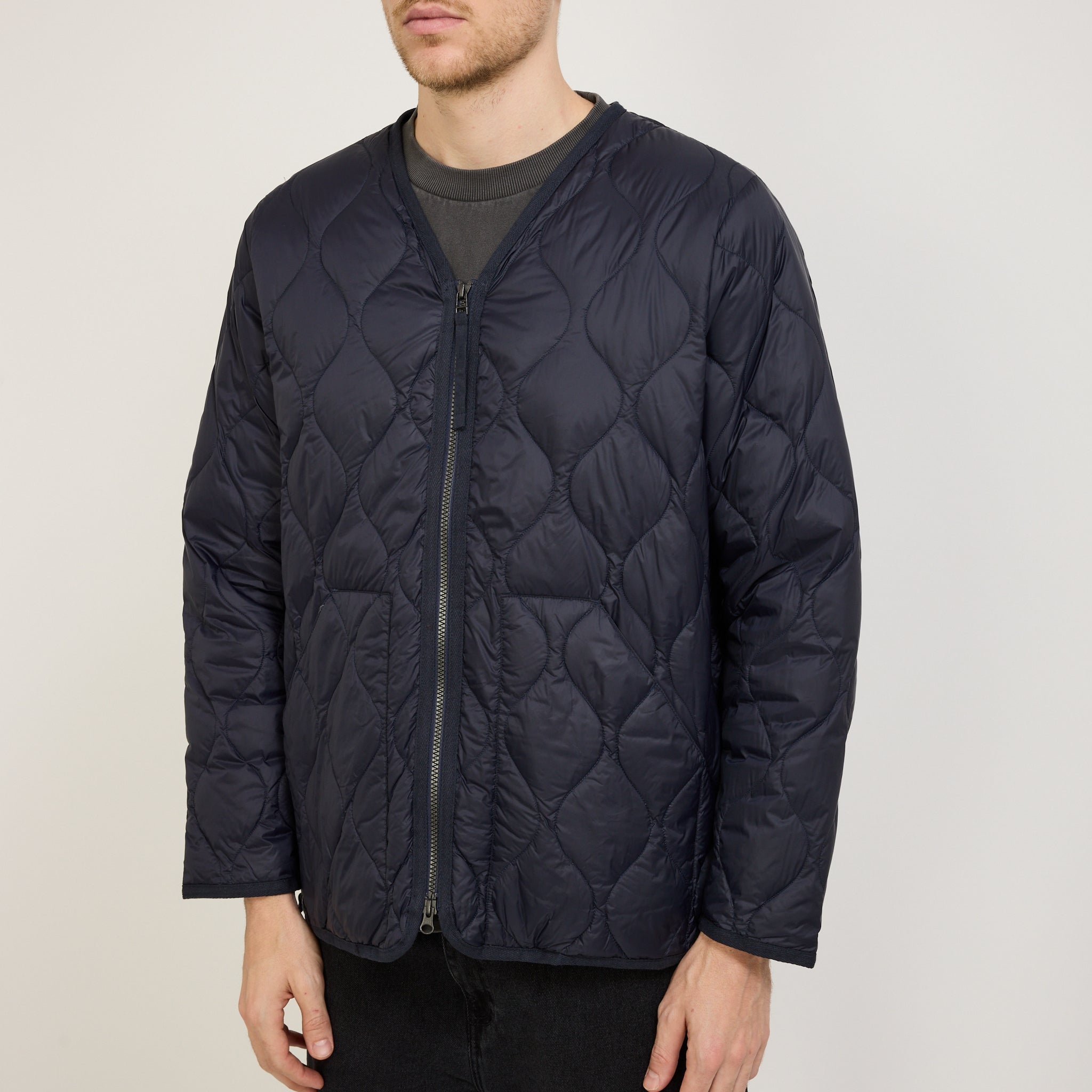 Taion | Military Zip V Neck Soft Shell Down Jacket Dark Navy | Maplestore