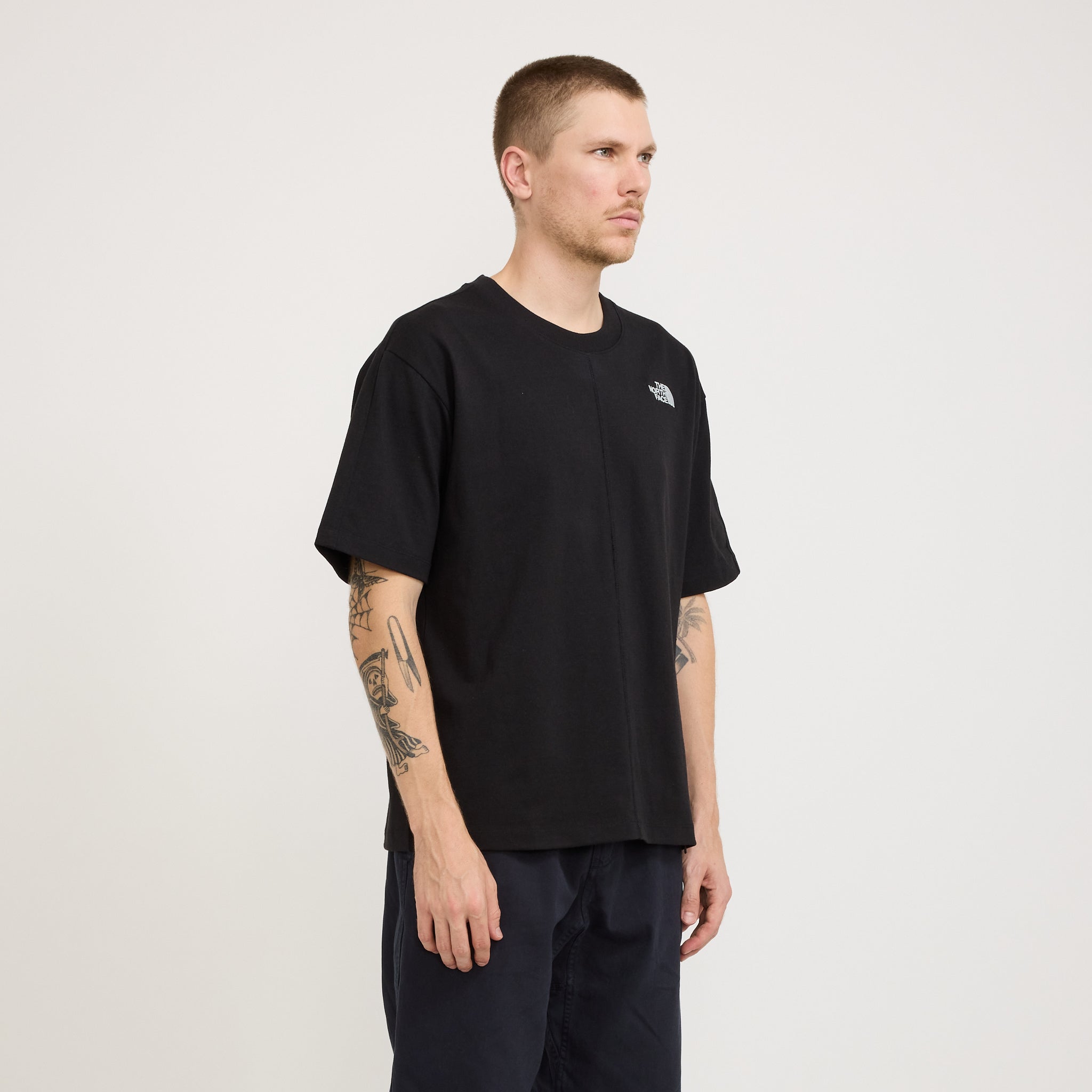 The North Face | Nature Root SS T-Shirt TNF Black | Maplestore