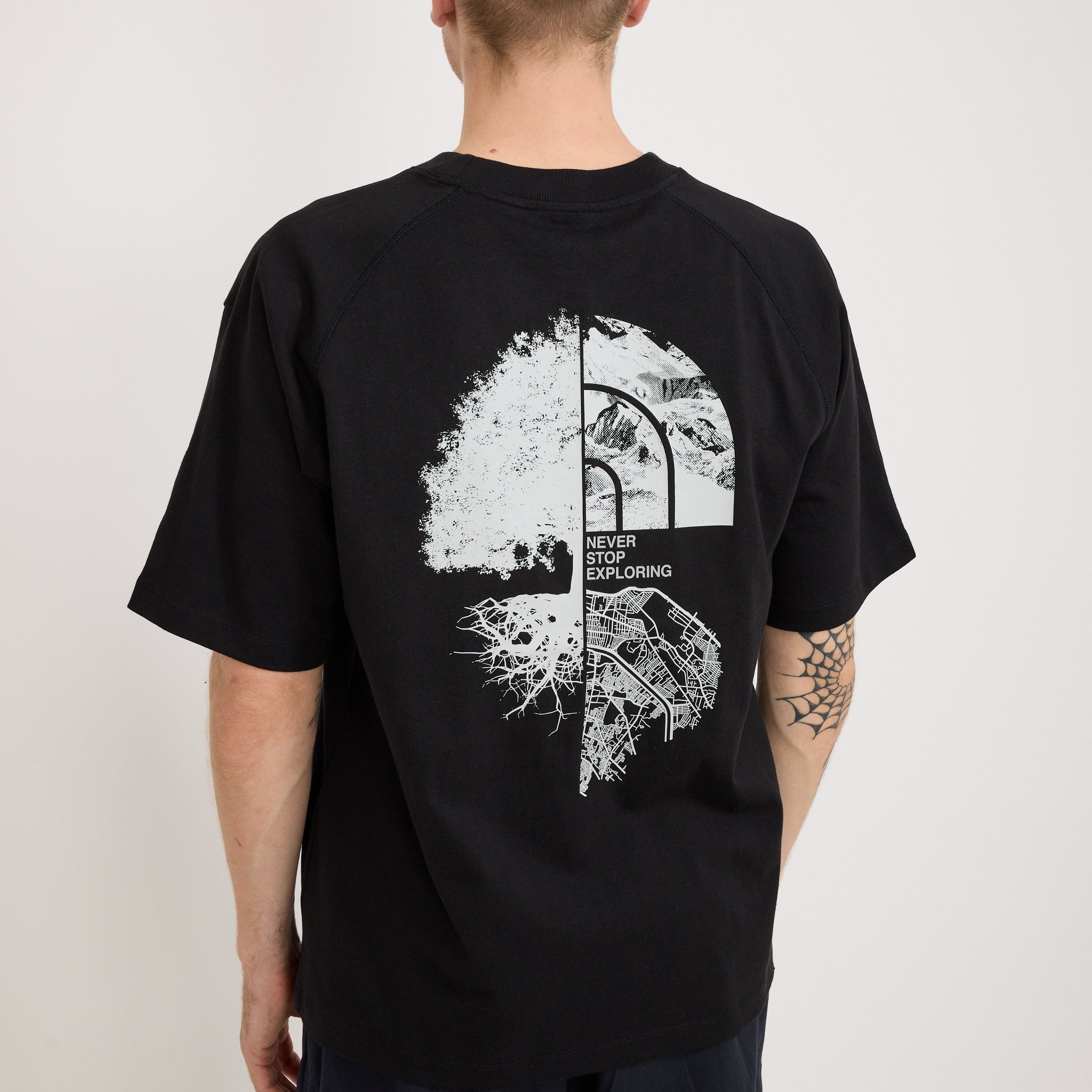 The North Face | Nature Root SS T-Shirt TNF Black | Maplestore