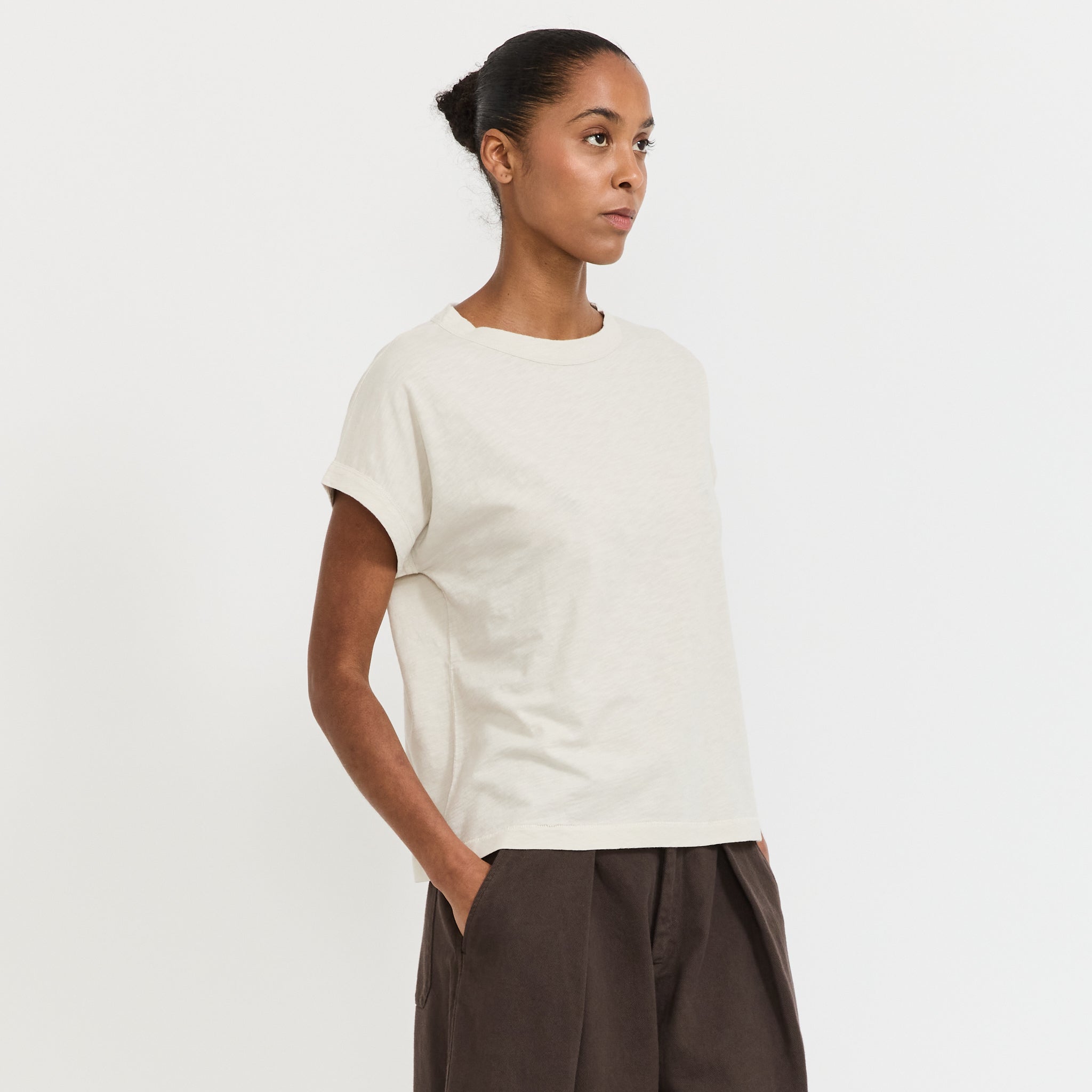 Toast | Alda Organic Cotton Easy Tee Pebble | Maplestore