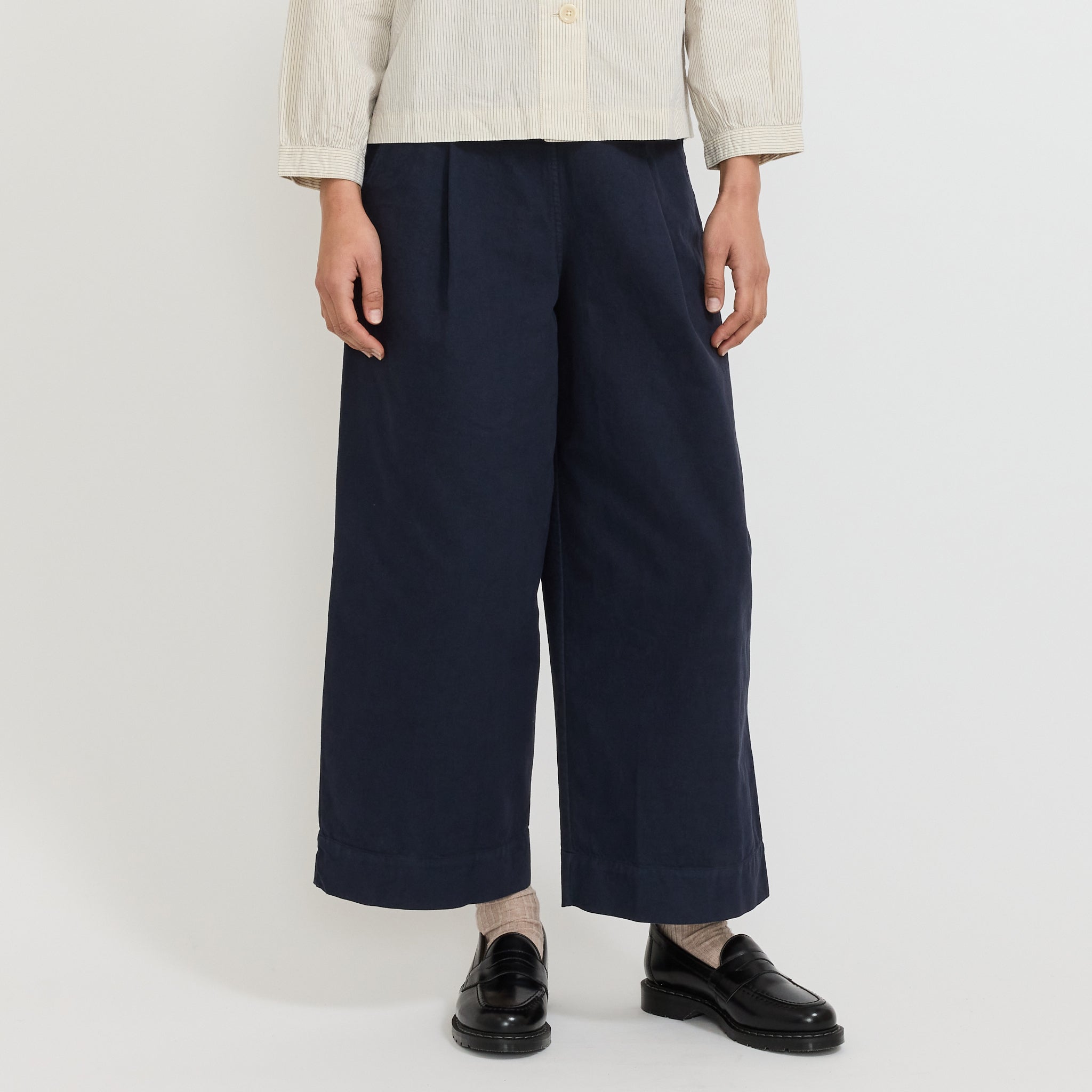 Cotton Canvas Pleat Front Trousers Blue Navy