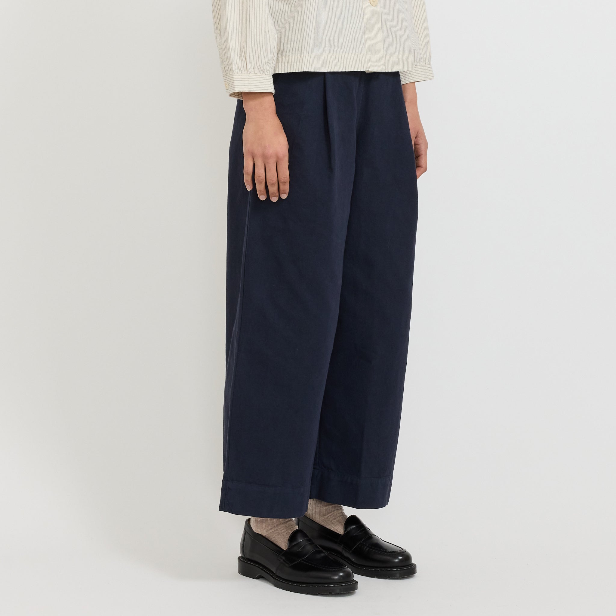 Cotton Canvas Pleat Front Trousers Blue Navy