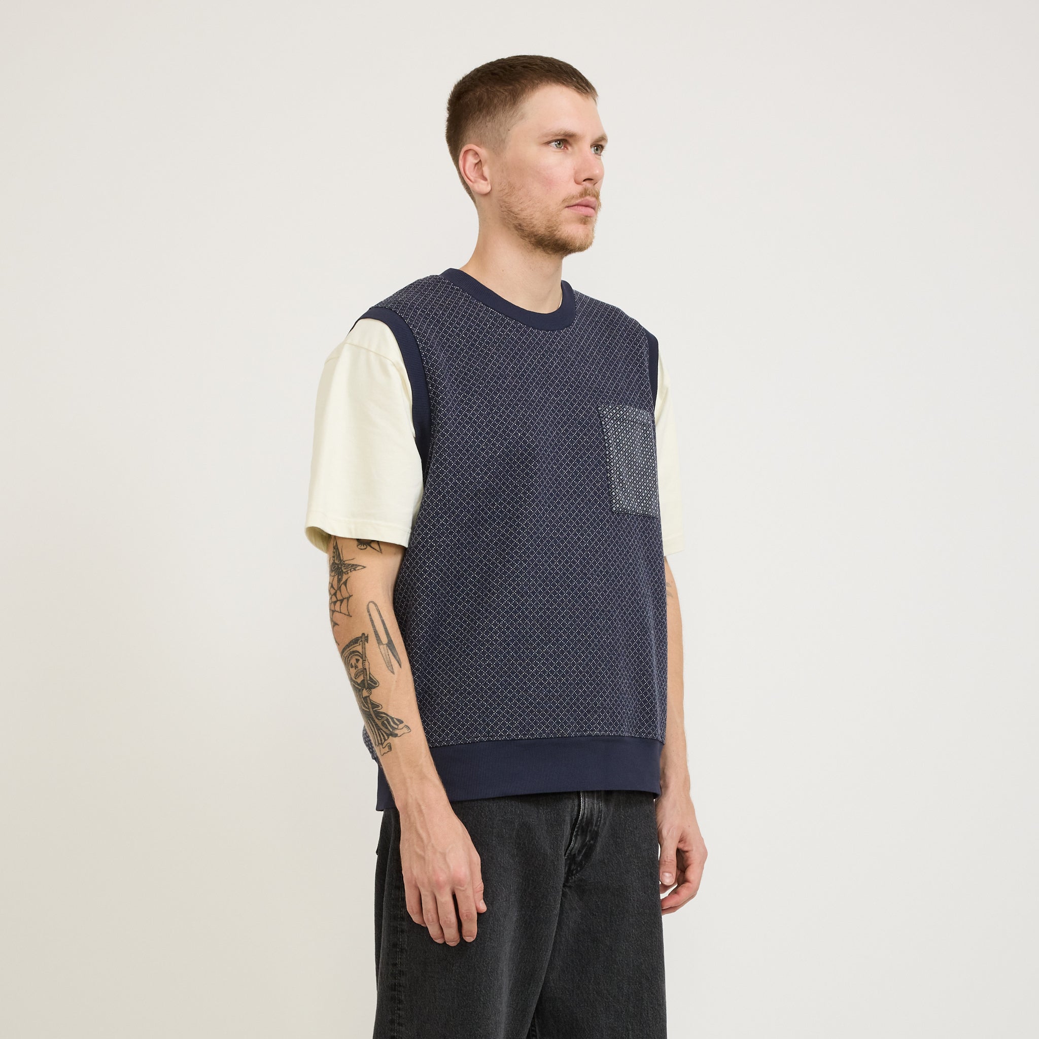 Universal Works | Sleeveless Crew Cotton Mix Fleece Navy | Maplestore