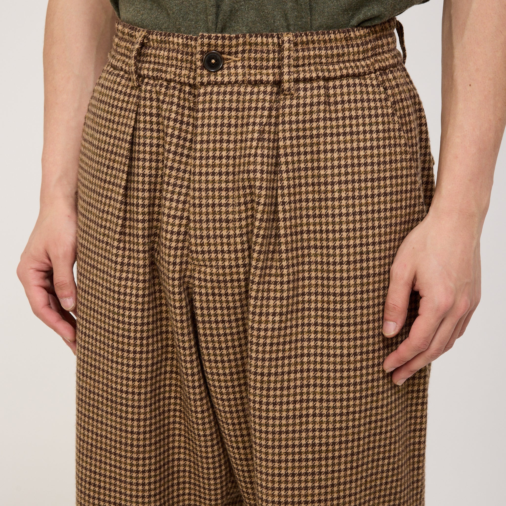 Universal Works | Oxford Pant Houndstooth Tweed Sand | Maplestore