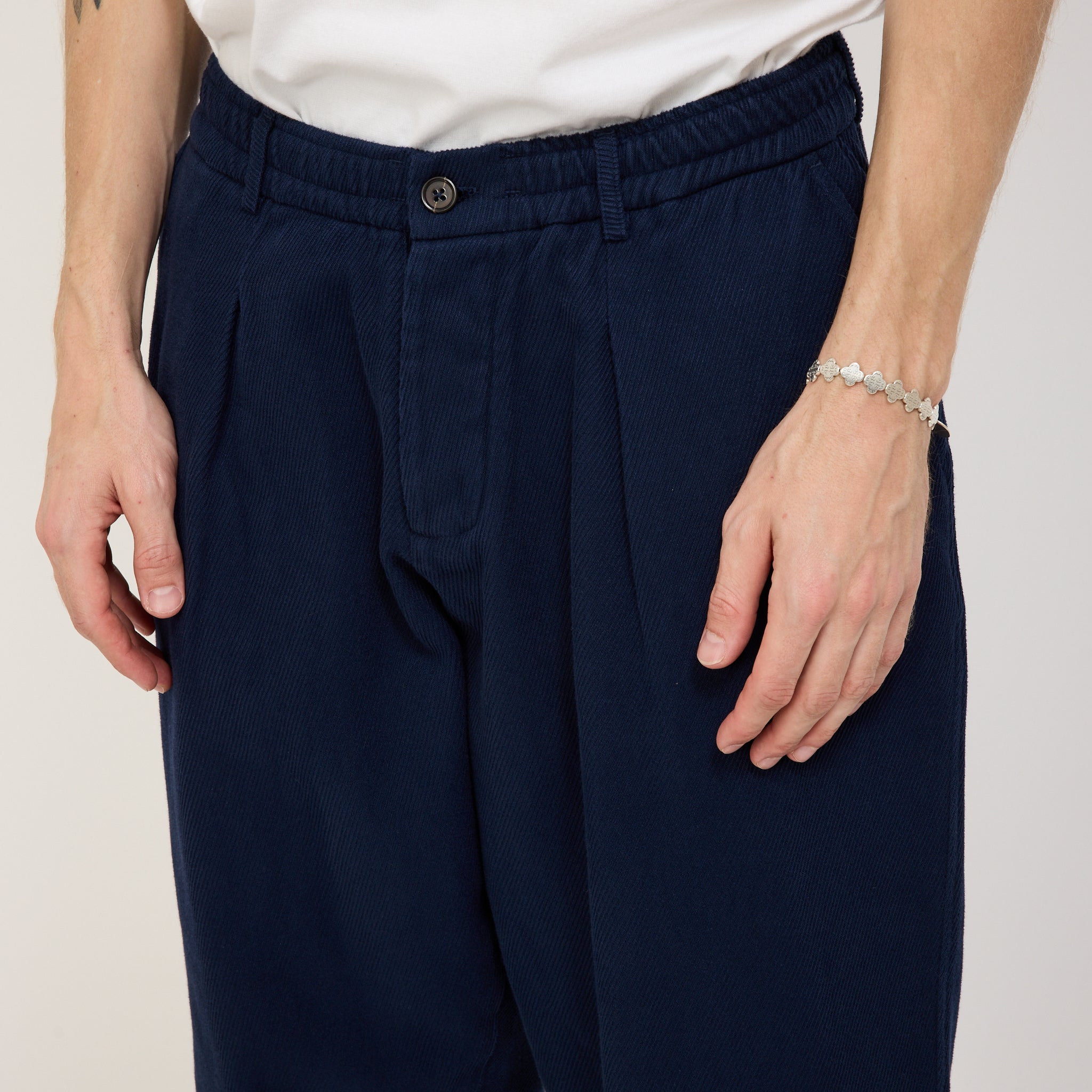 Universal Works | Pleated Track Pant Super Twill Navy | Maplestore