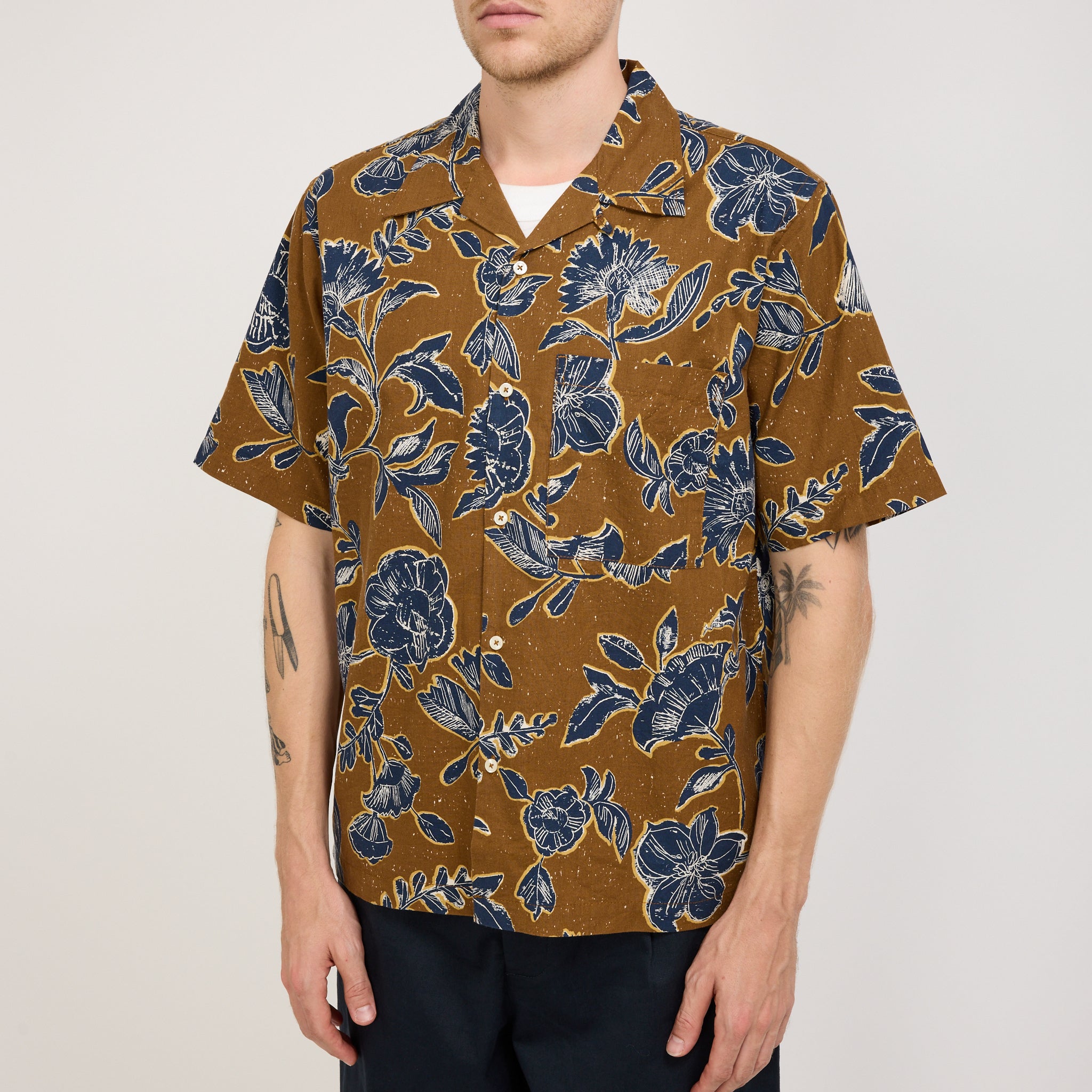 Universal Works | Camp Shirt Nippon Flower Gold | Maplestore