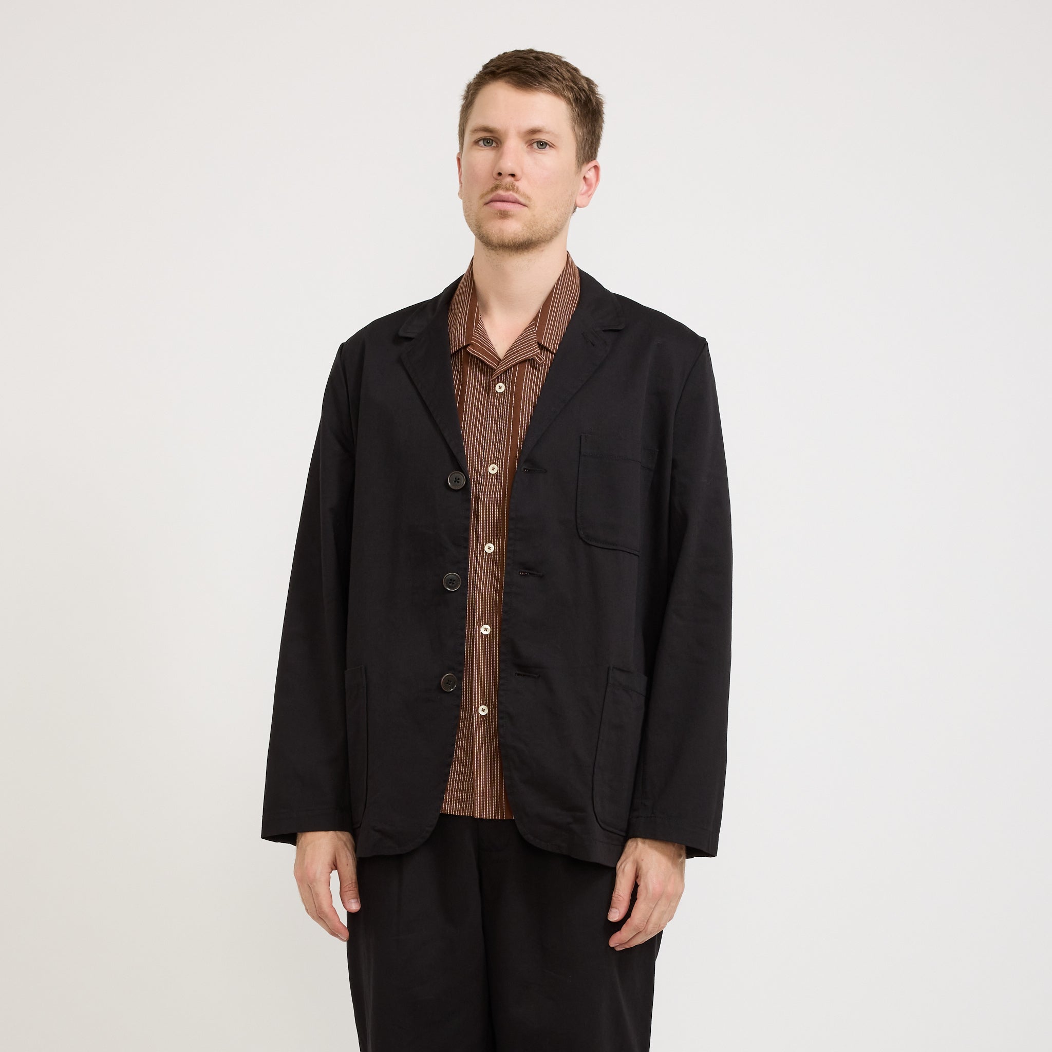 Universal Works | Three Button Jacket Twill Black | Maplestore