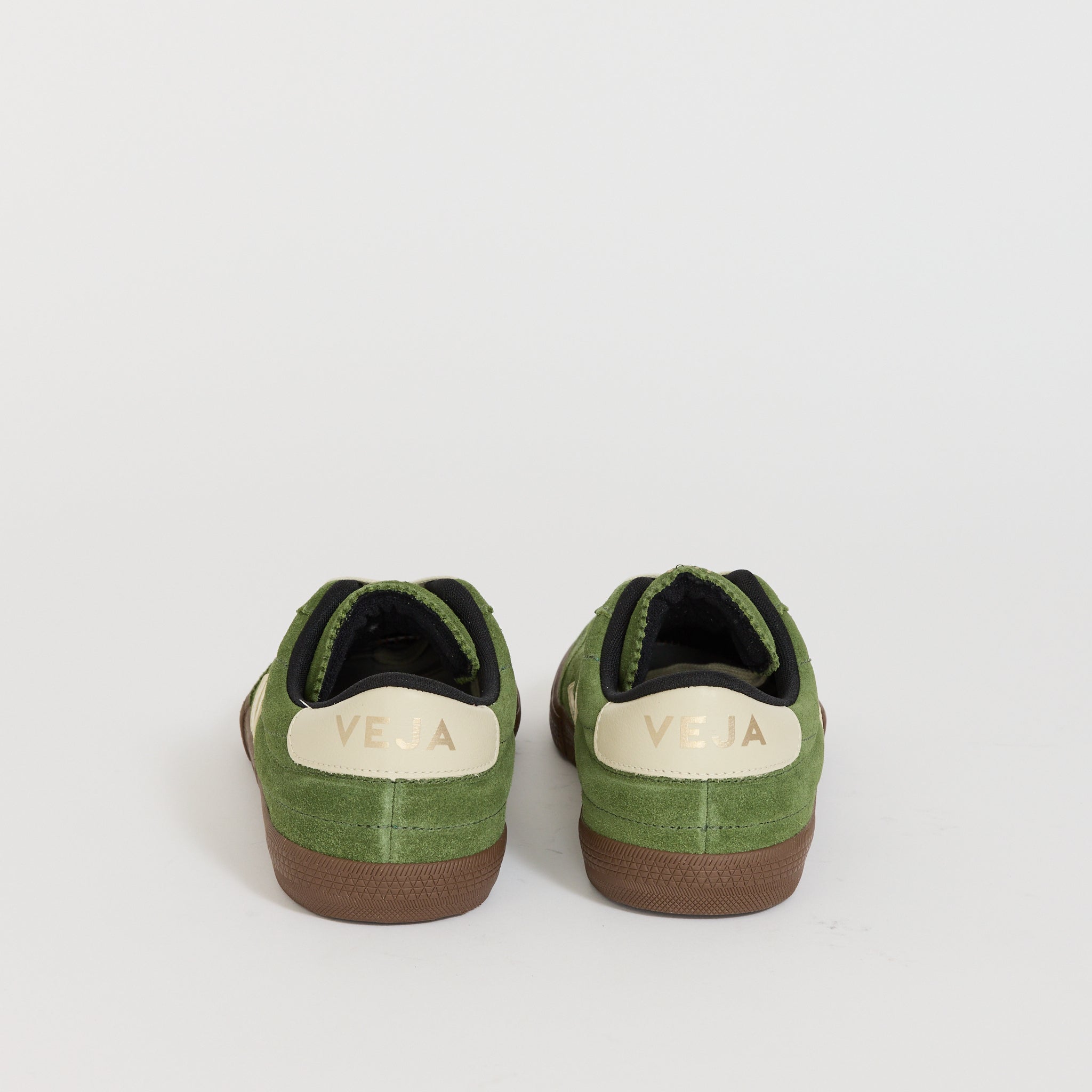 Veja | Panenka Suede Military Pierre Bark | Maplestore