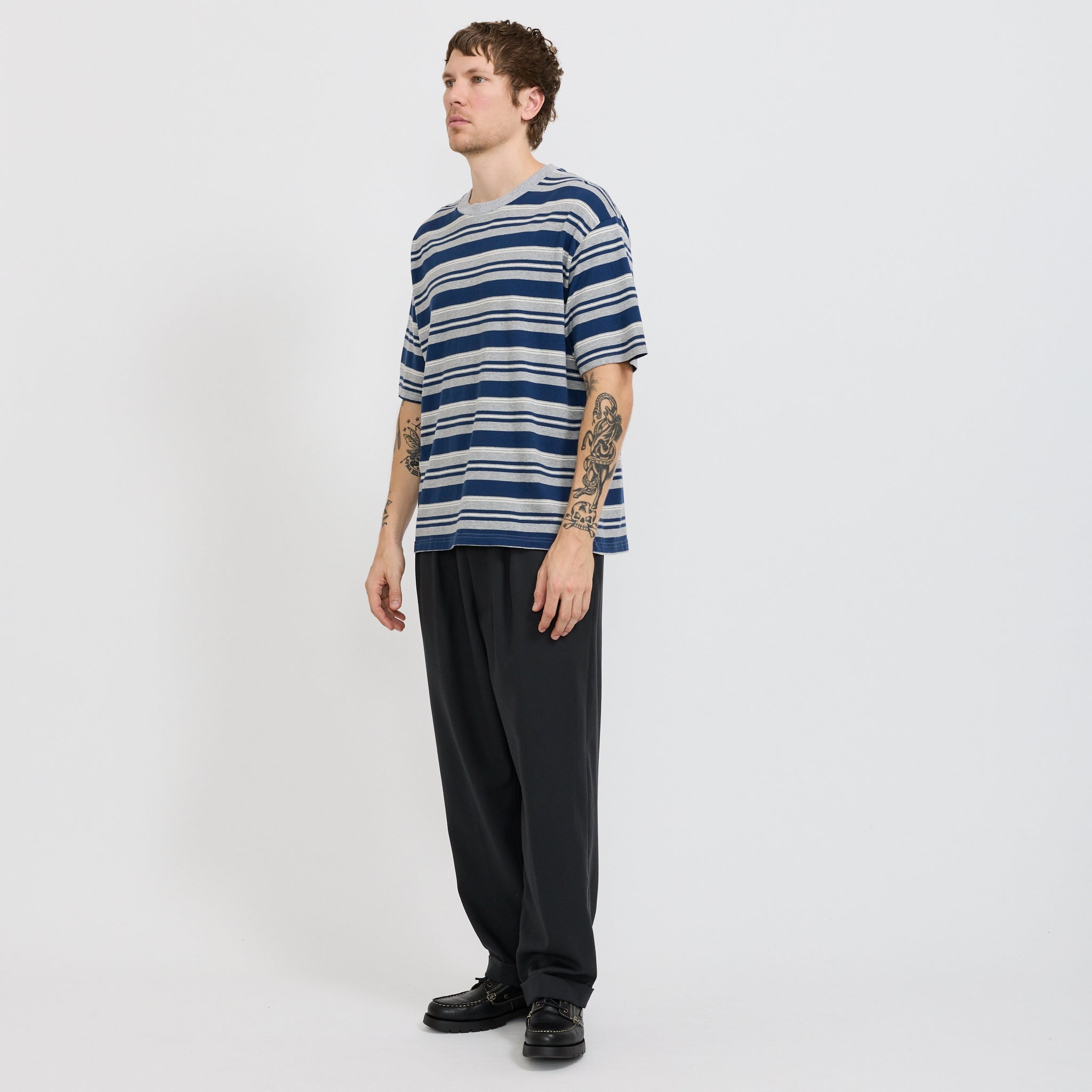 S/S Stripe Tee Dark Navy/Grey