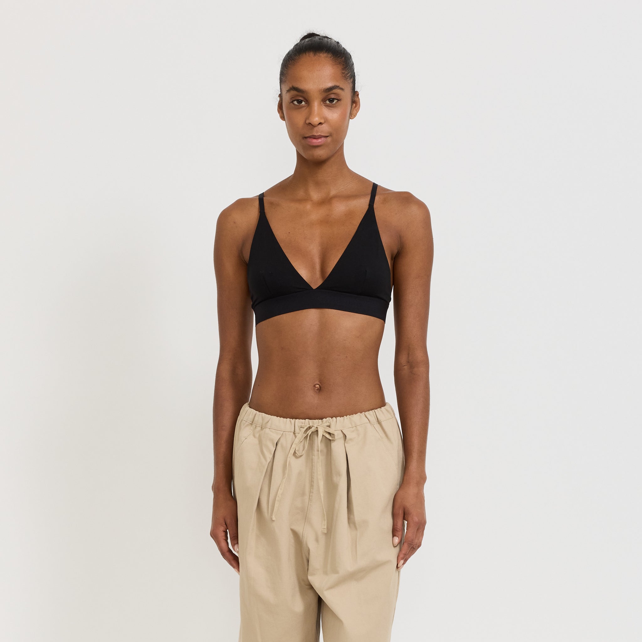 Baserange | Triangle Bra Black | Maplestore