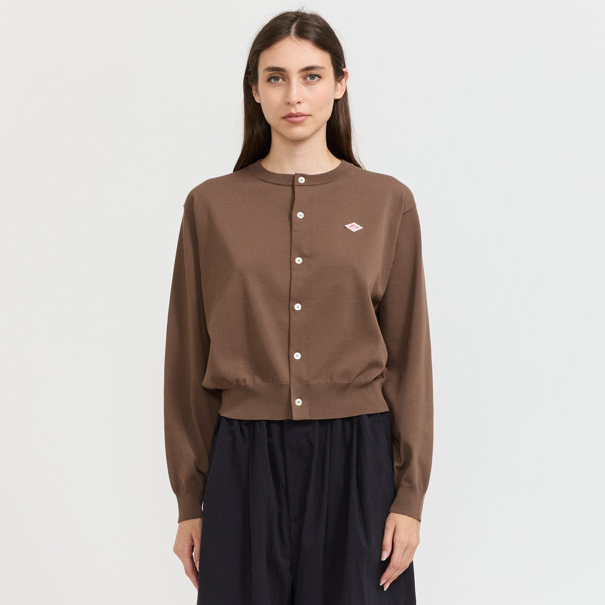 Danton | Crew Neck Cardigan Taupe | Maplestore