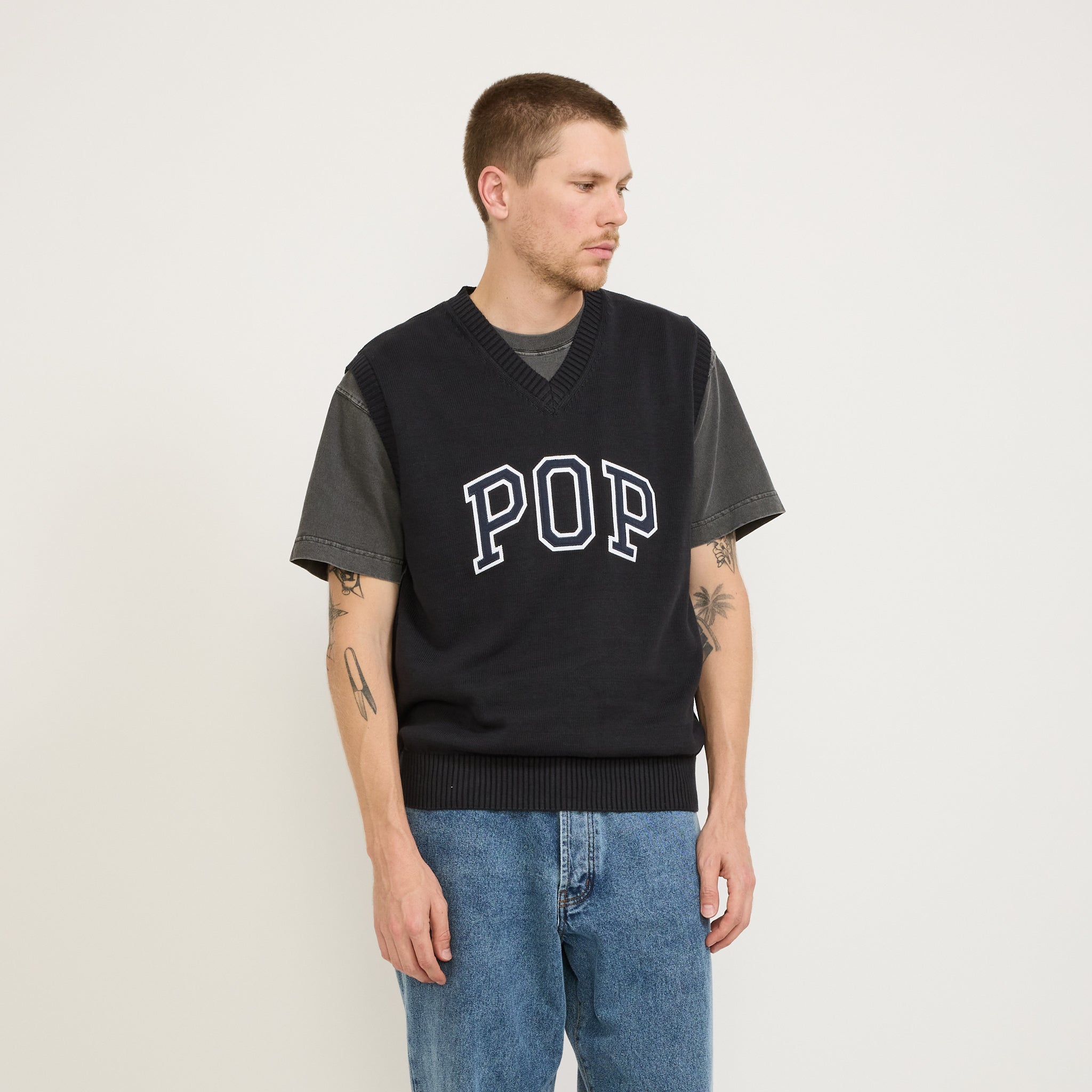 Pop Trading Company | Arch Knitted Vest Anthracite | Maplestore