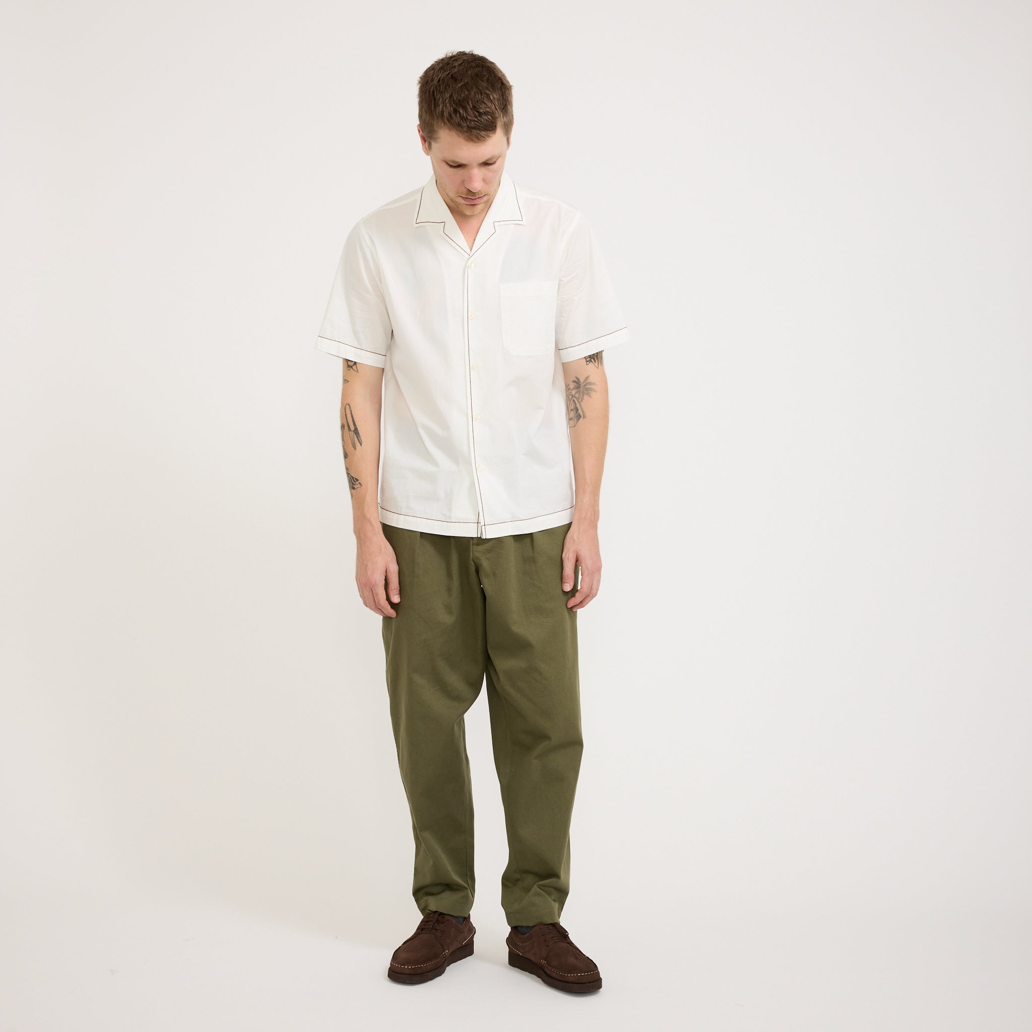 Universal Works | Pleated Track Pant Twill Light Olive | Maplestore