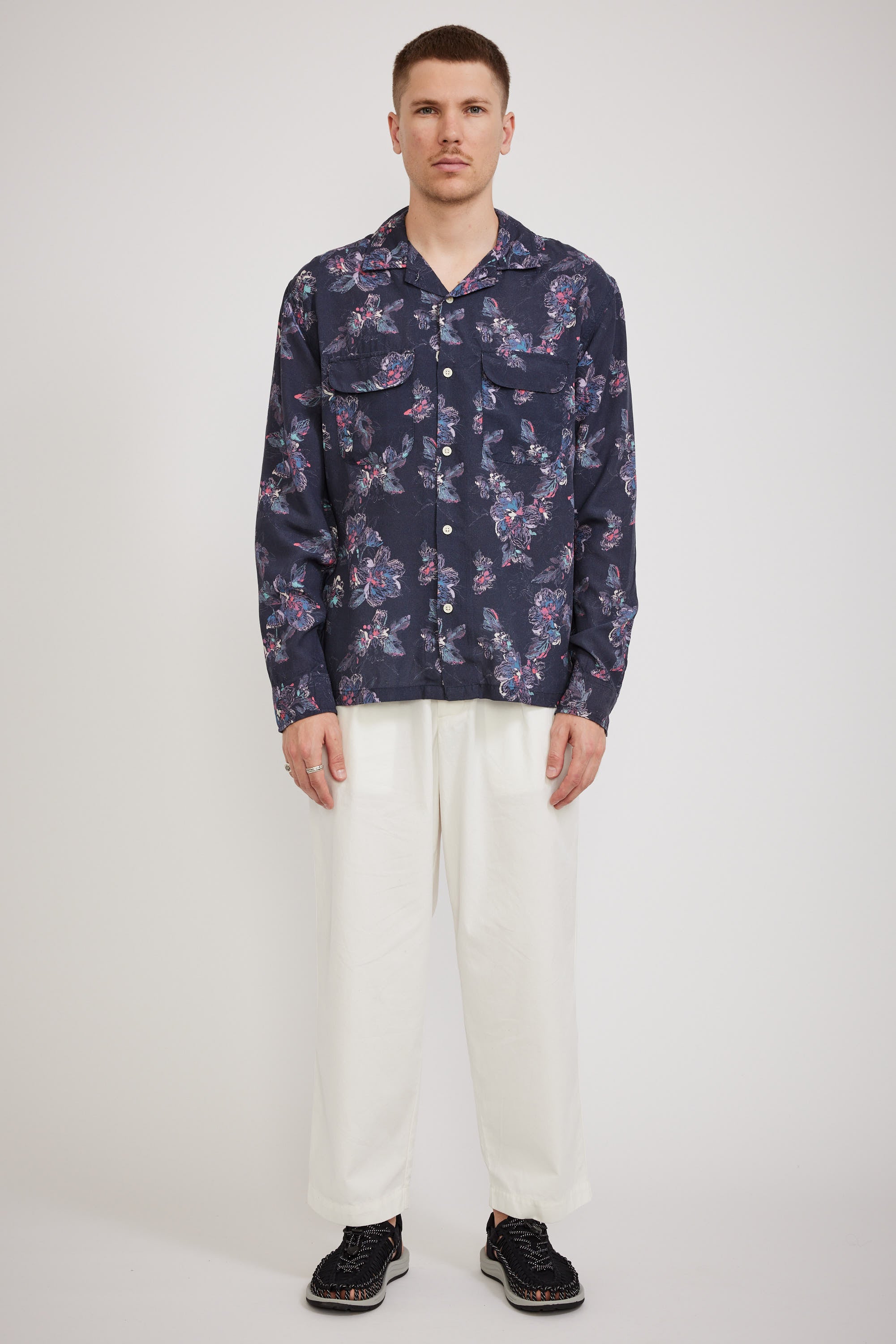 Corridor NYC | Novella Floral L/S Shirt Midnight | Maplestore