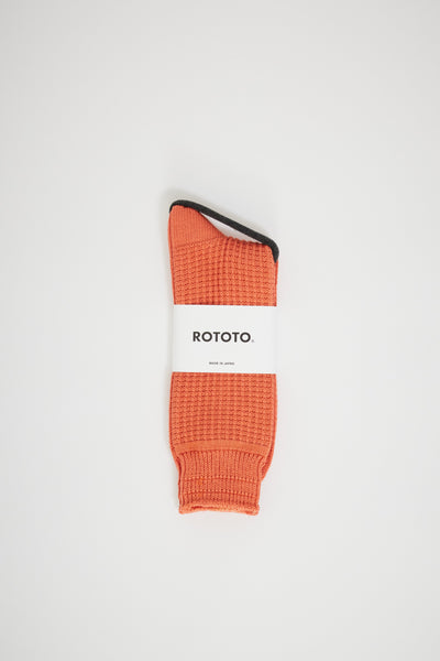 Rototo | Cotton Waffle Crew Socks Light Orange | Maplestore