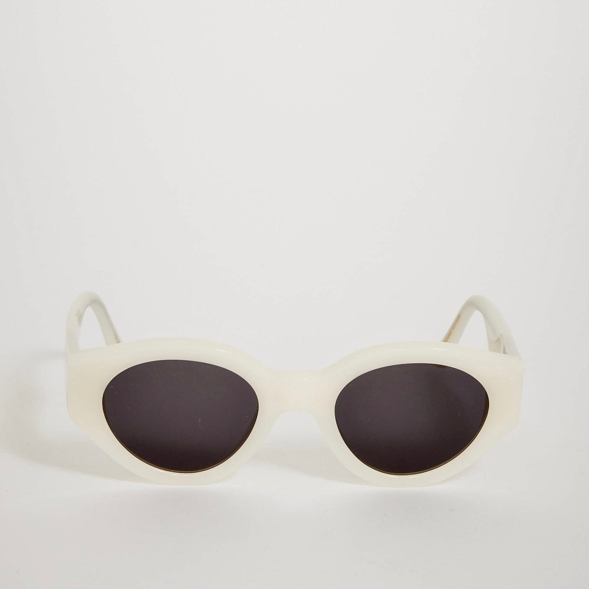Polly Pearl | Grey Solid Lens