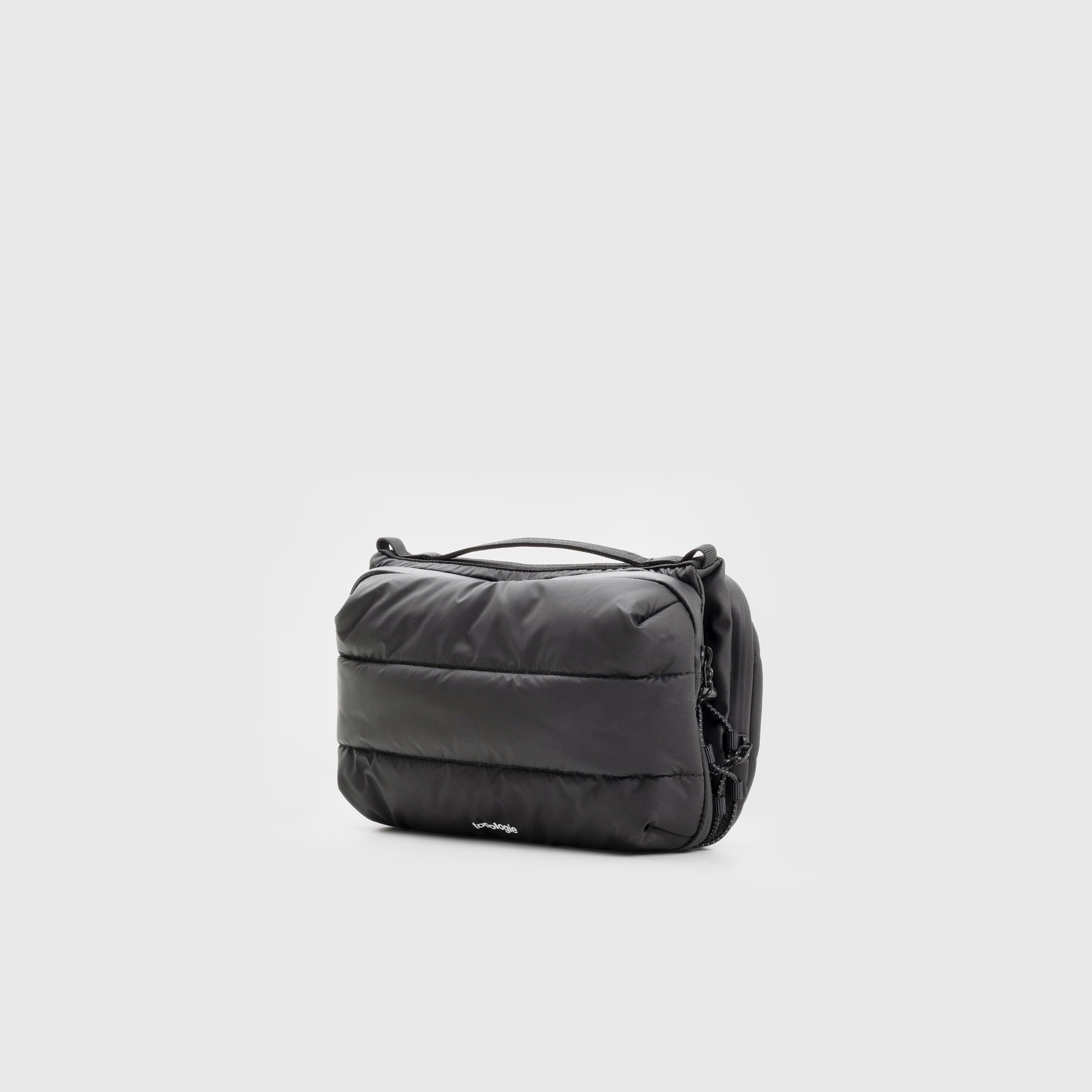 Bottle Sacoche Medium Black Puffer