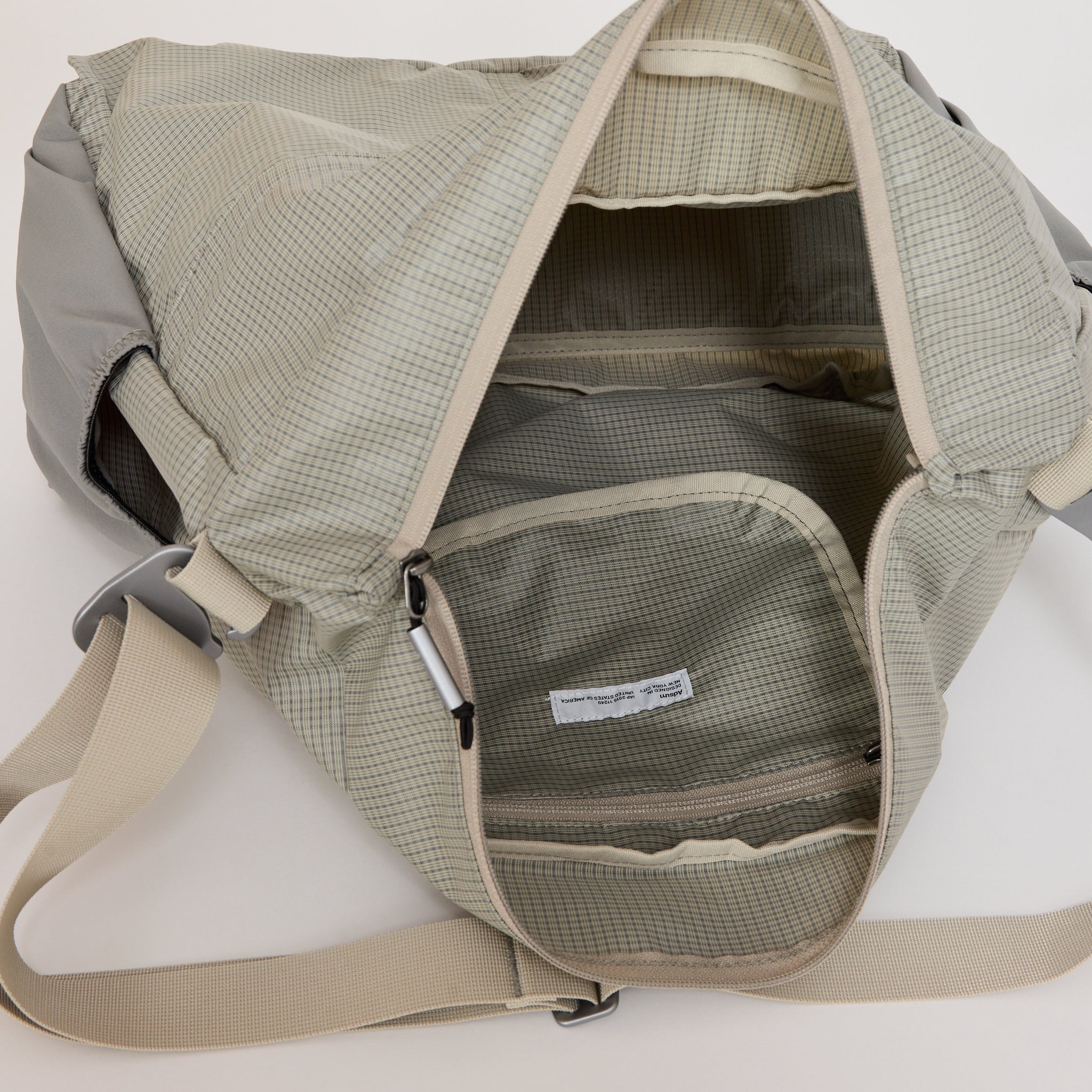 XL Zip Tote Grey