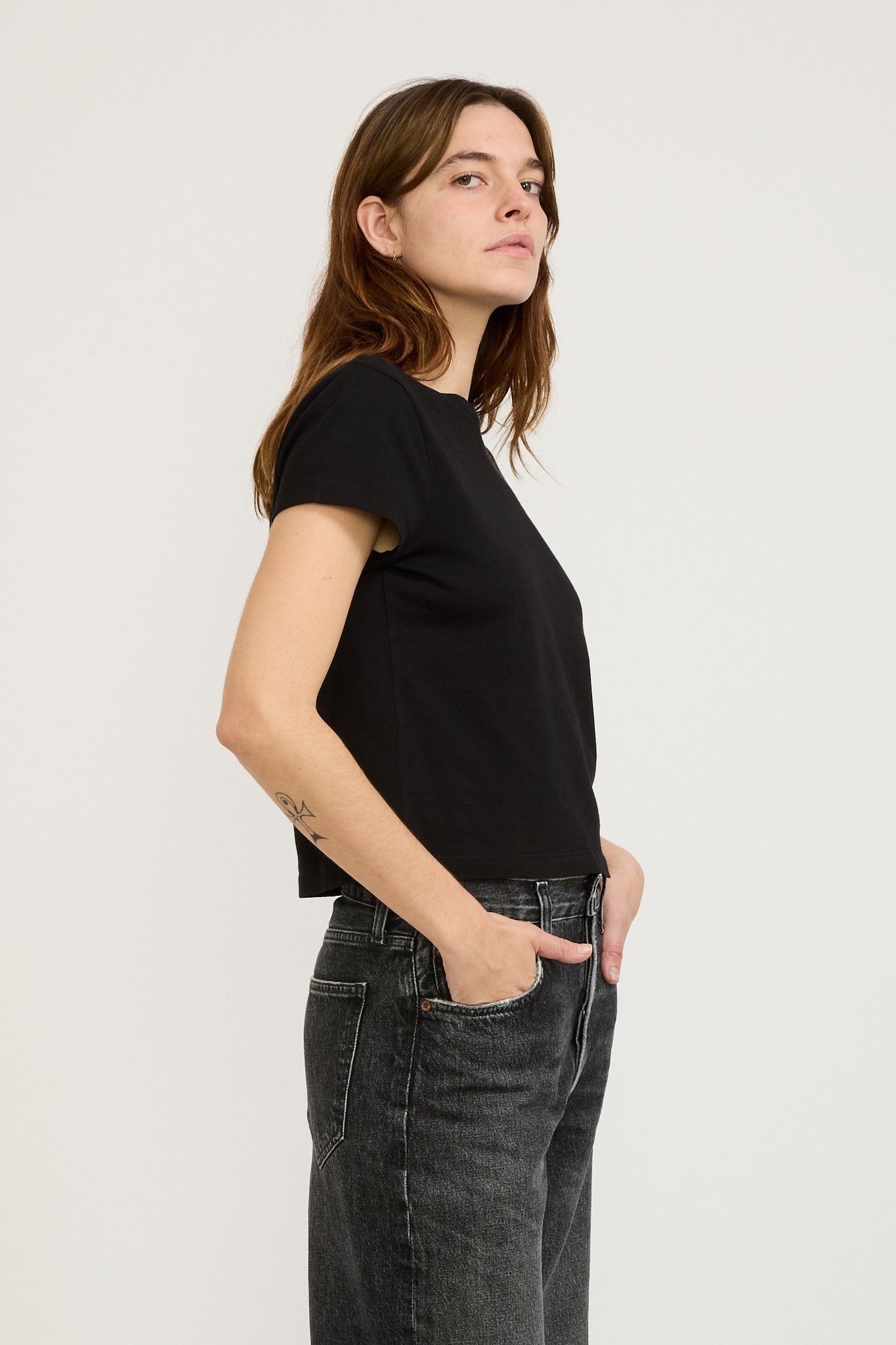 Agolde | Adine Shrunken Tee Black | Maplestore