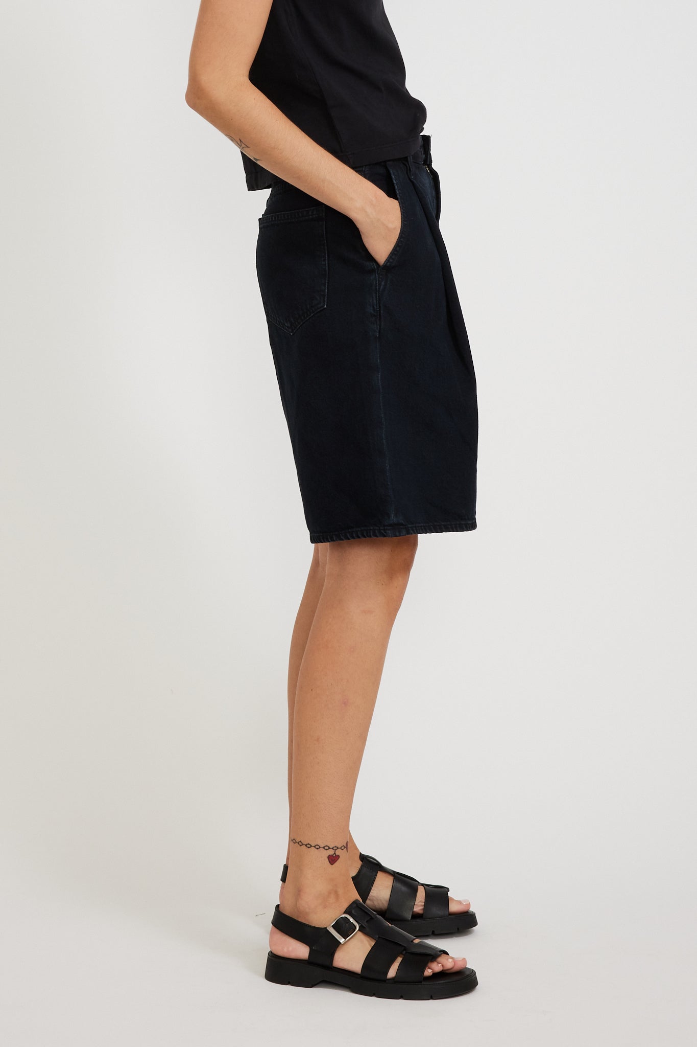 Agolde | Ellis Trouser Short Crushed | Maplestore