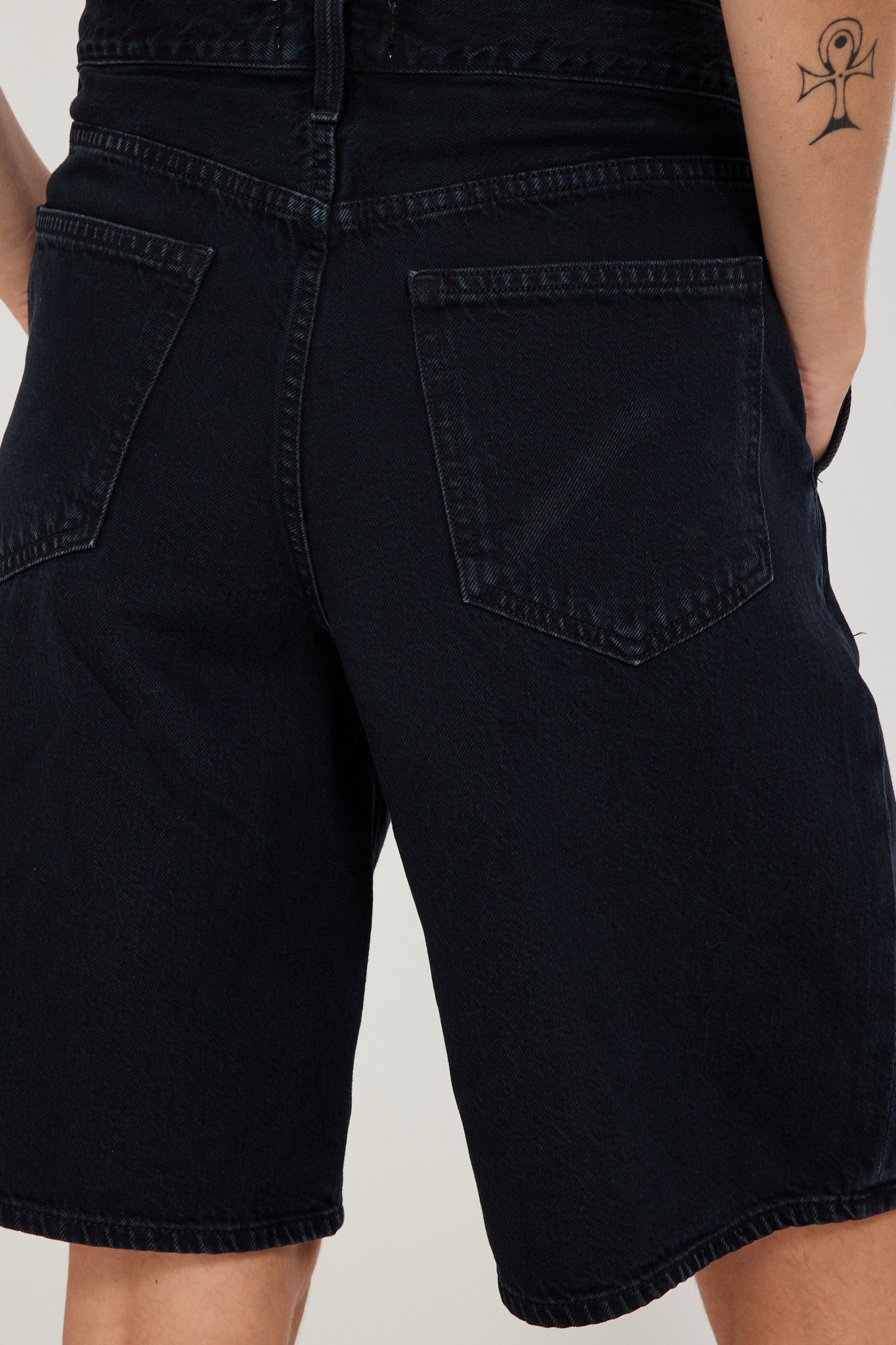 Agolde | Ellis Trouser Short Crushed | Maplestore