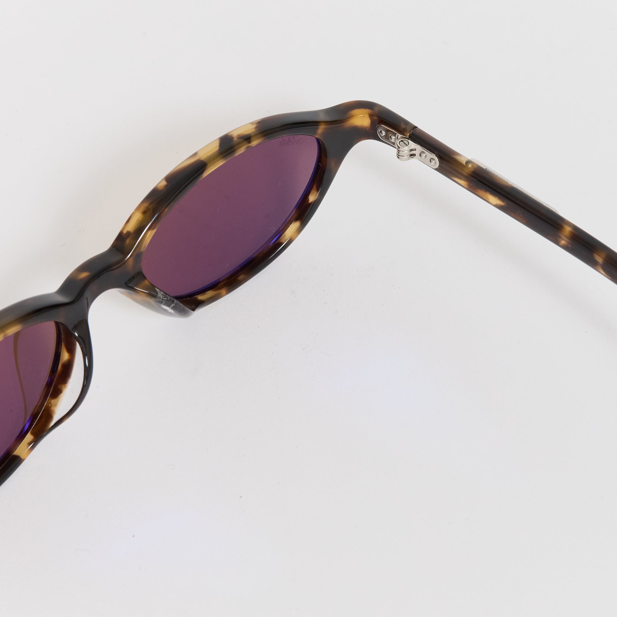 Akila | Alien Tortoise/Brown | Maplestore