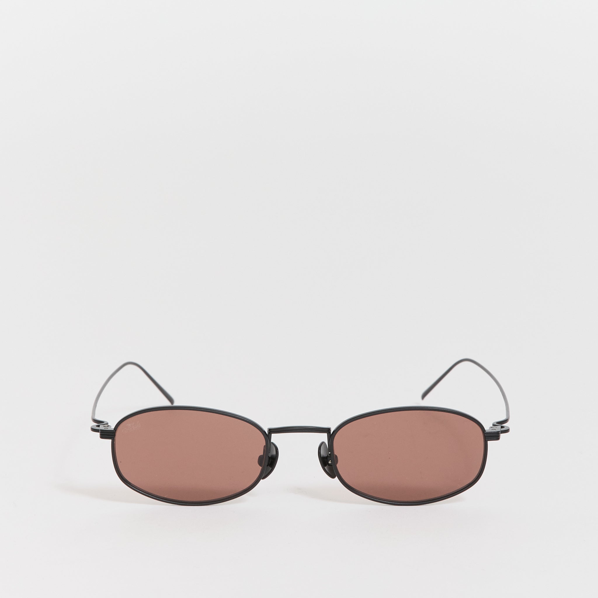 Akila | Icon Matte Black/Burgundy | Maplestore