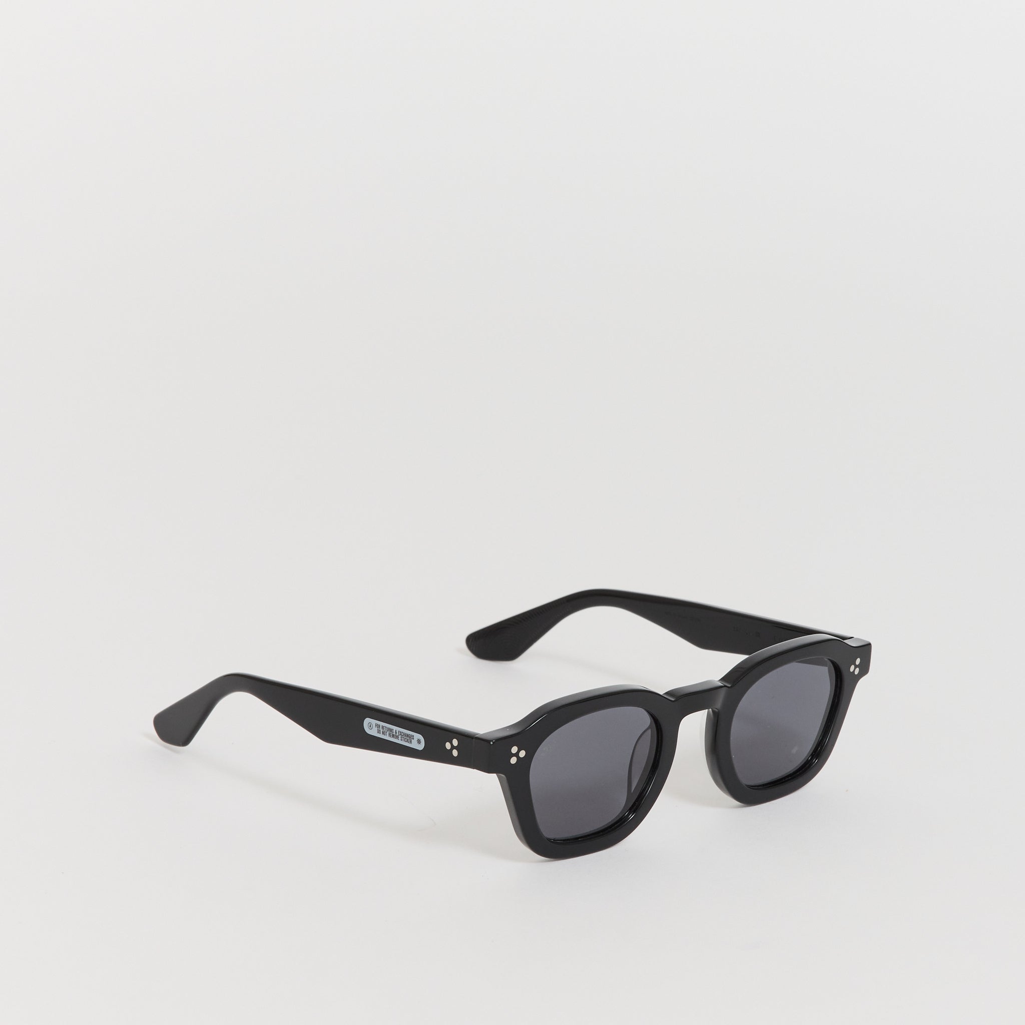 Logos Black/Black
