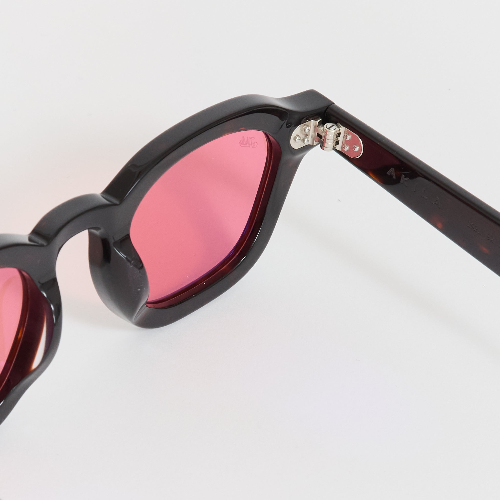 Logos Tortoise/Rose