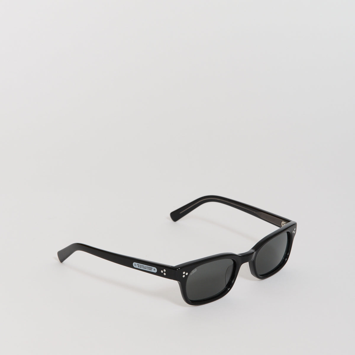 Tracer Black/Black