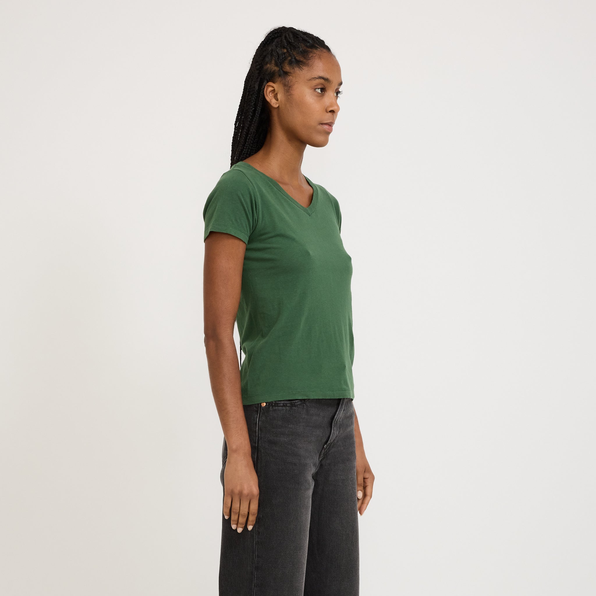 American Vintage | Gamipy V Neck T-Shirt Basil | Maplestore