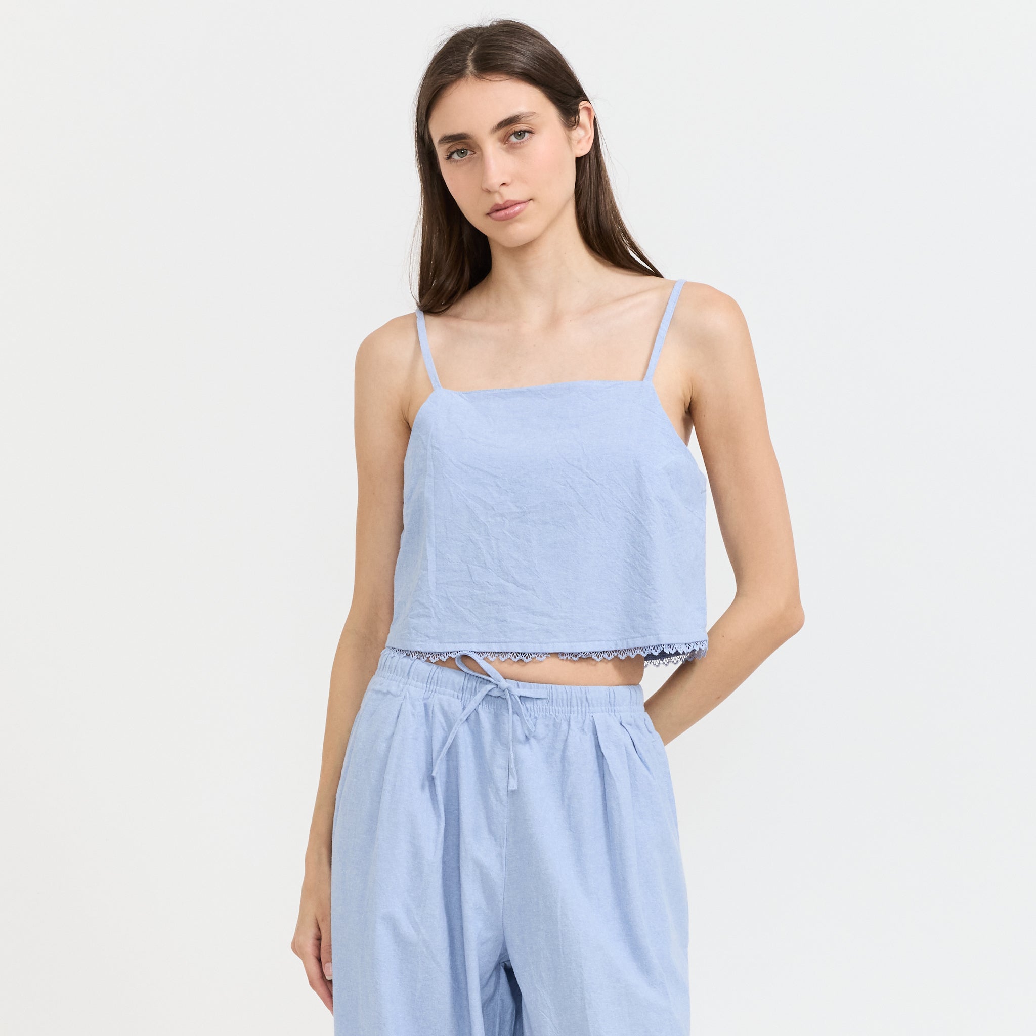 Feoly Cropped Cami Azurin