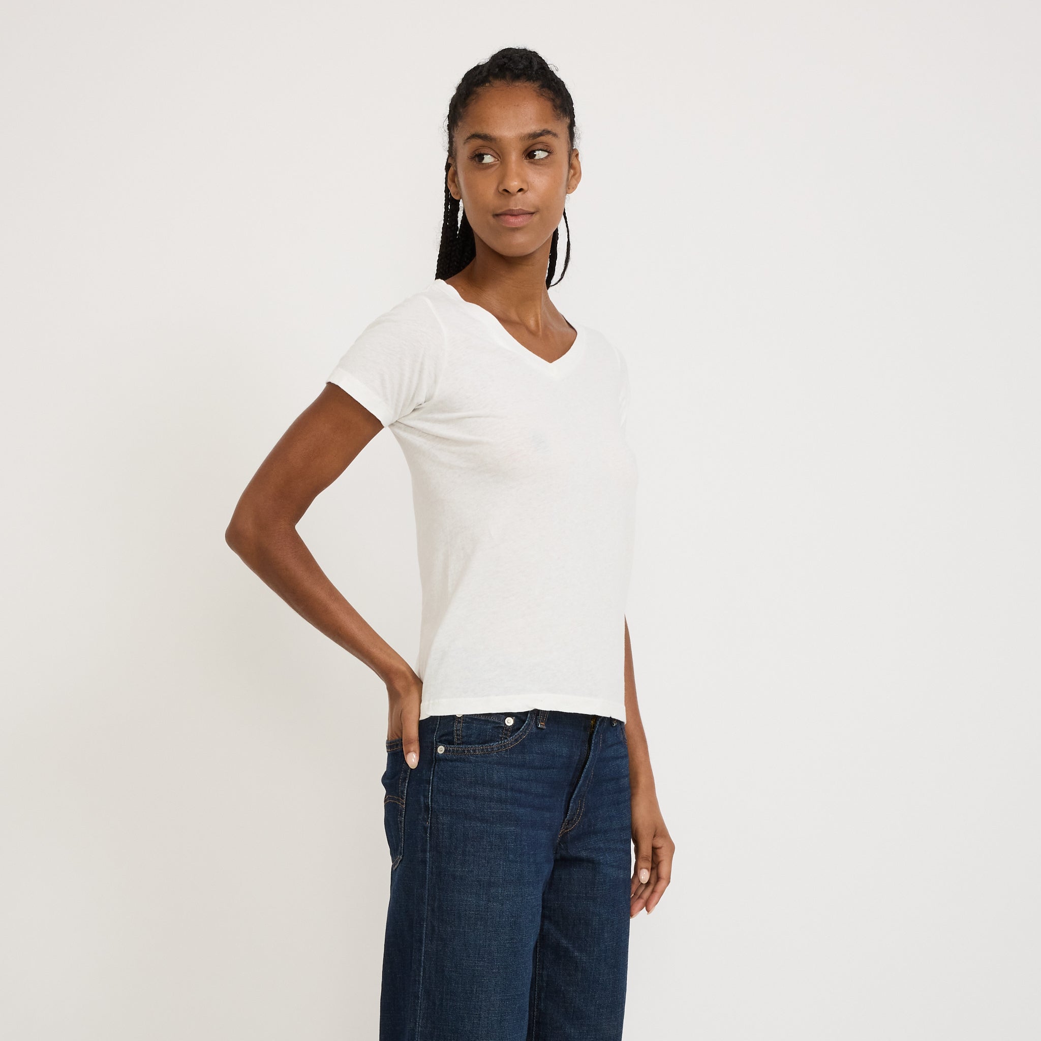American Vintage | Gamipy V Neck T-Shirt White | Maplestore