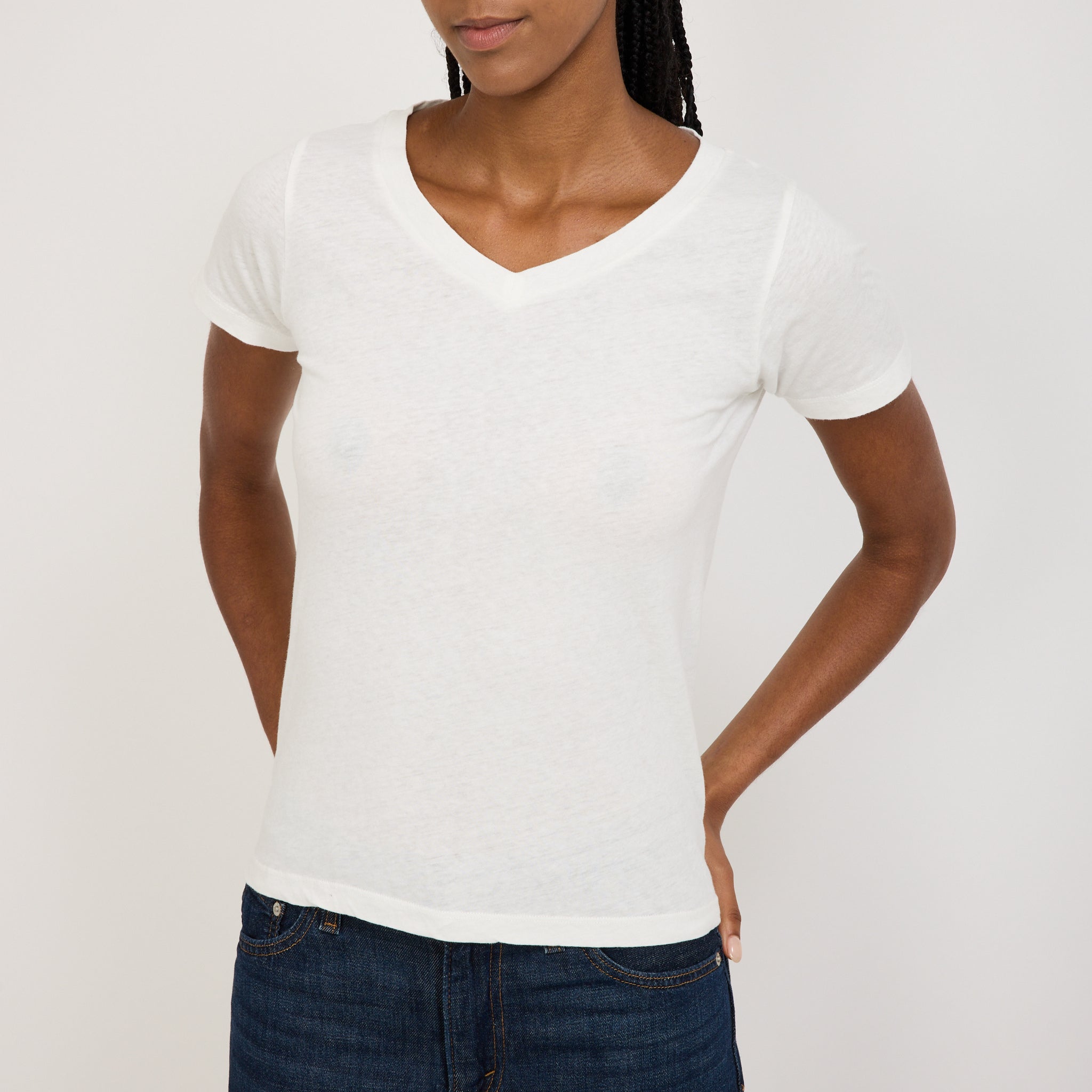 American Vintage | Gamipy V Neck T-Shirt White | Maplestore
