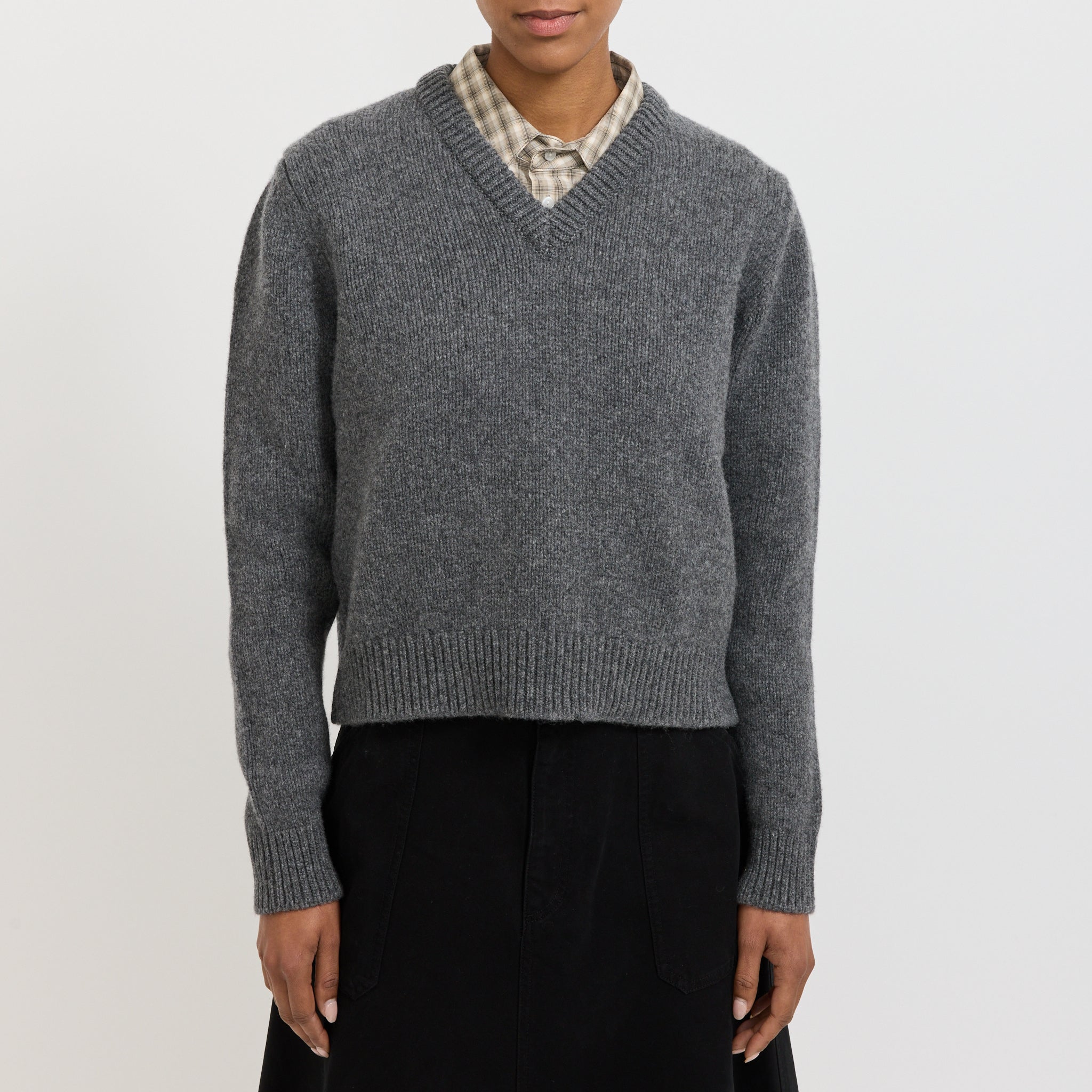 Glenn V-Neck Derby Grey