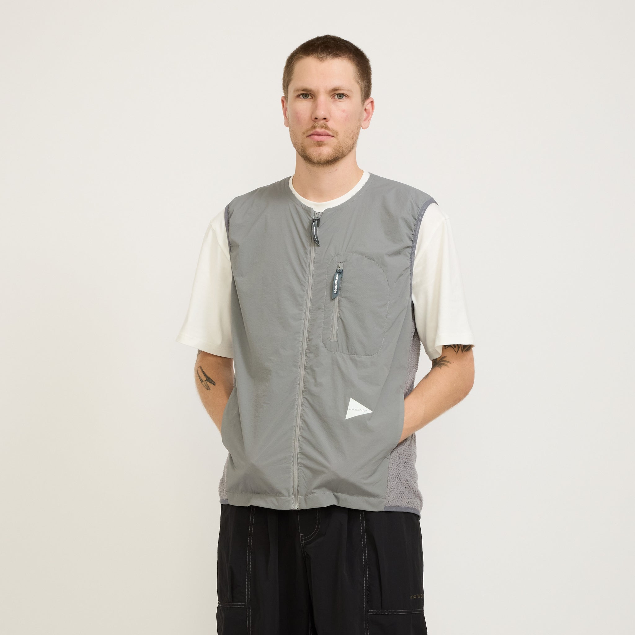 And Wander | Alpha Direct Vest Grey | Maplestore