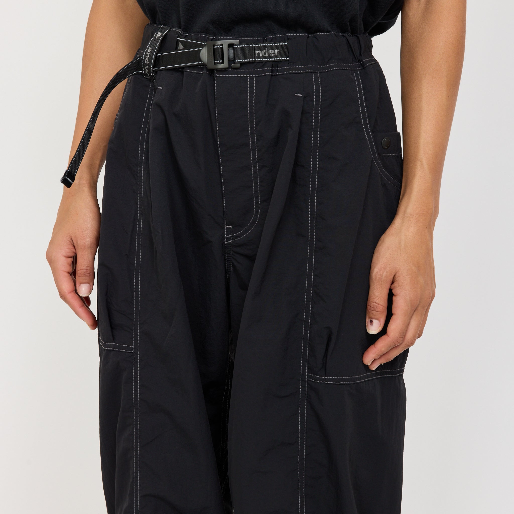 And Wander | Crinkled Nylon Pants Black | Maplestore