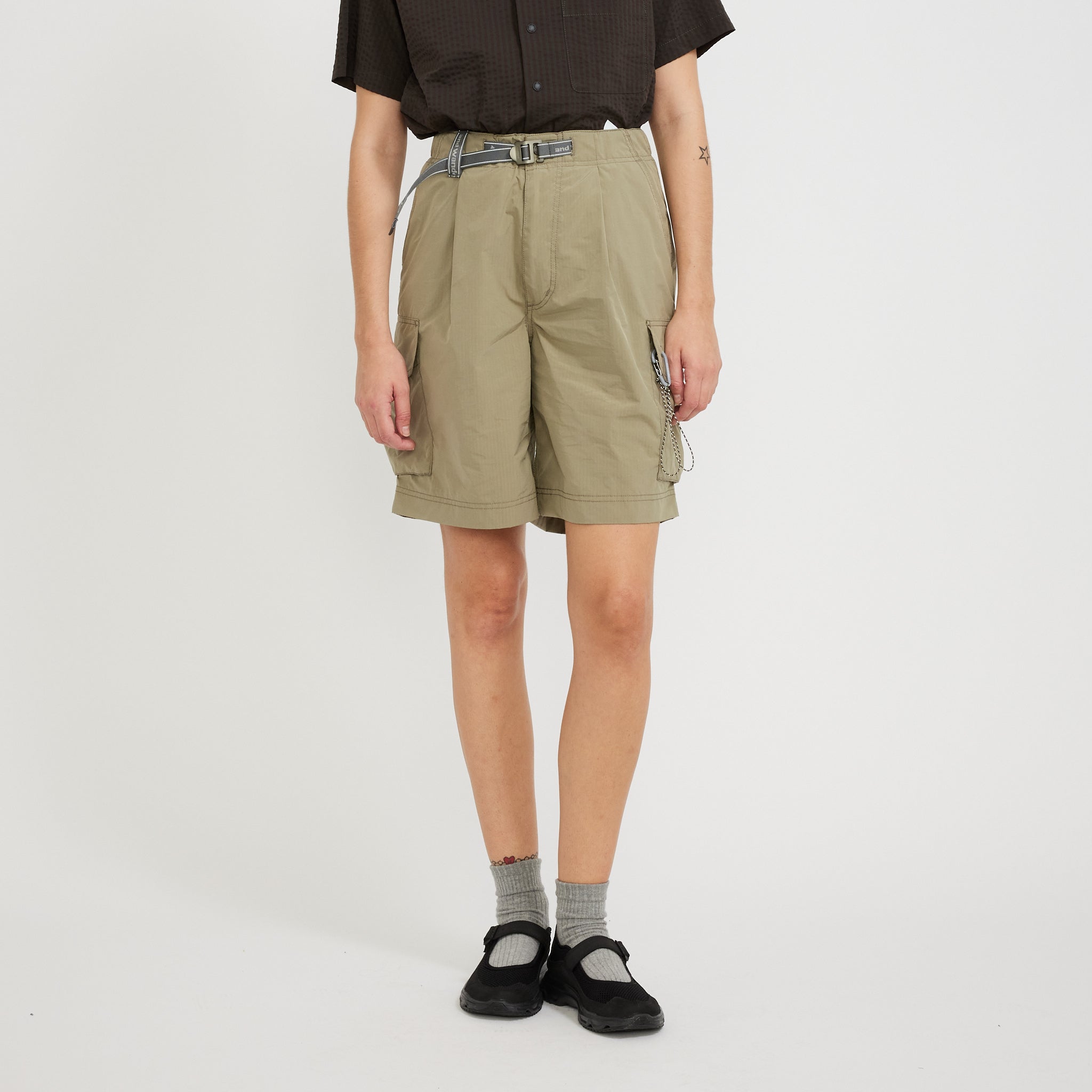 And Wander | Oversized Cargo Short Pants Light Beige Womens | Maplestore