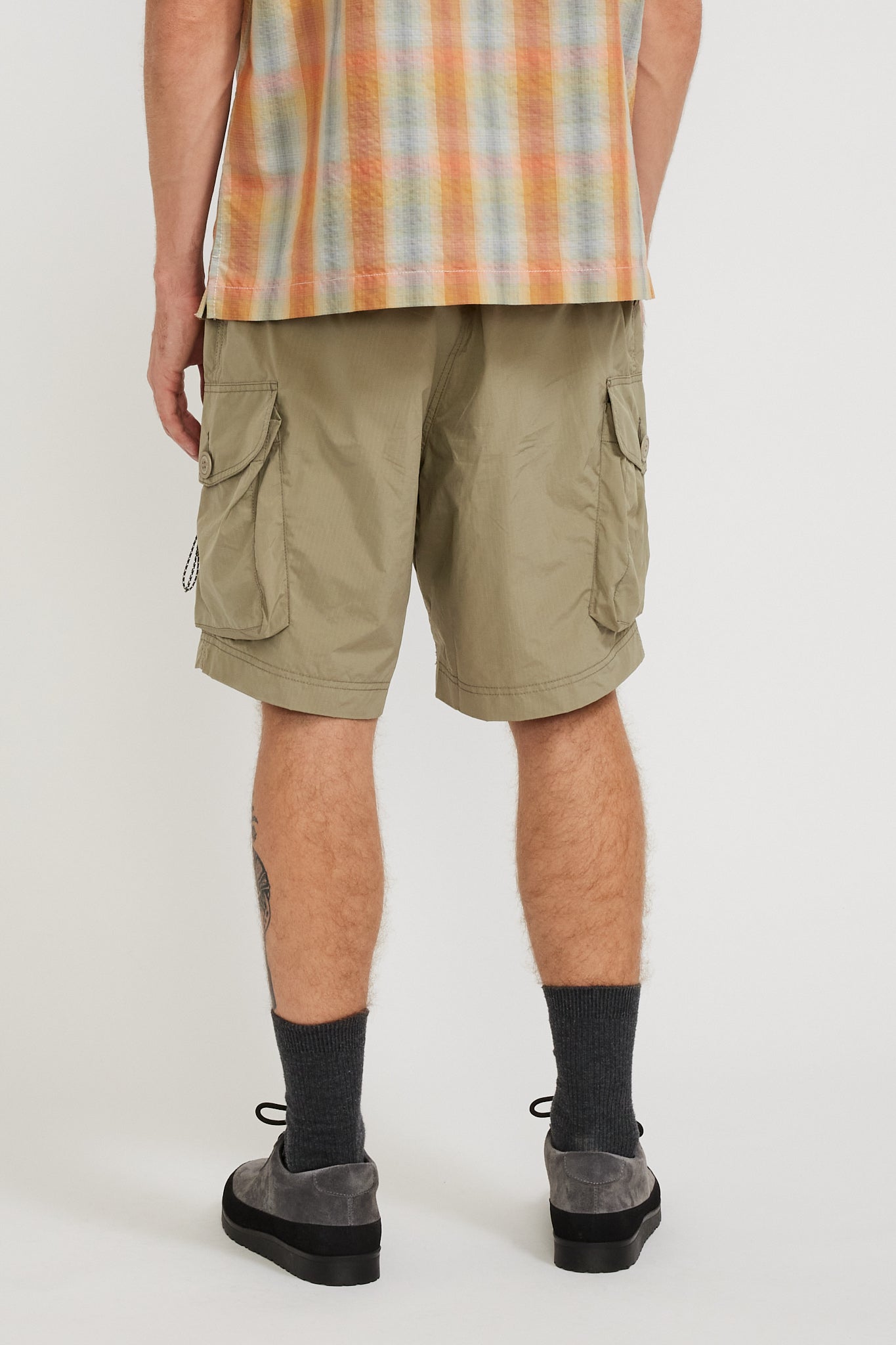 And Wander | Oversized Cargo Short Pants Light Beige | Maplestore