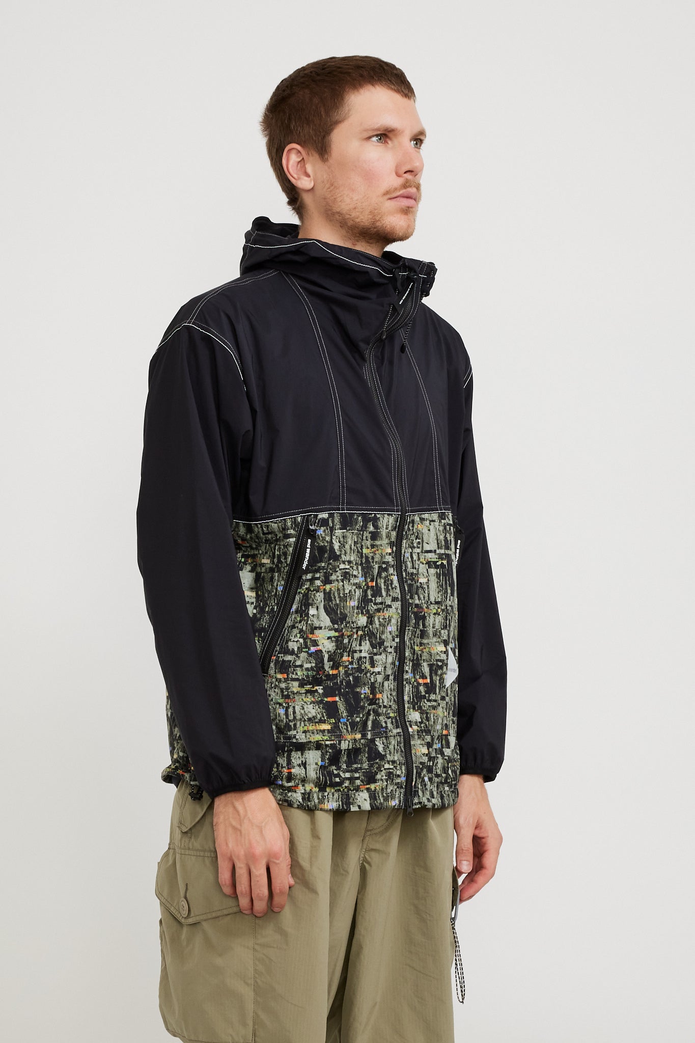 And Wander | PERTEX Printed Wind Jacket Black | Maplestore