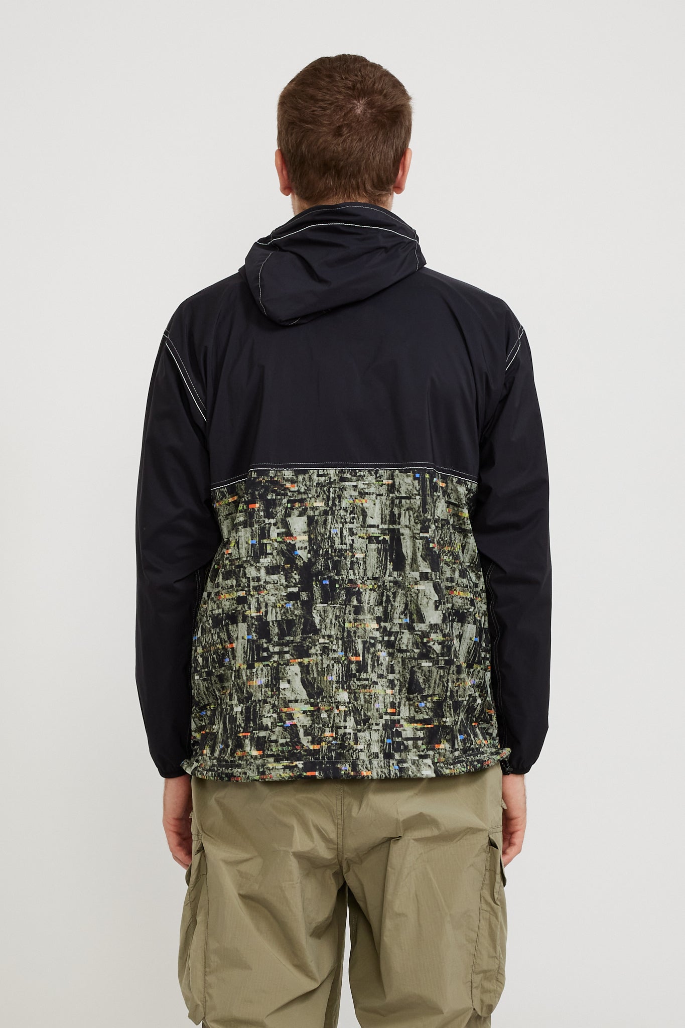 And Wander | PERTEX Printed Wind Jacket Black | Maplestore