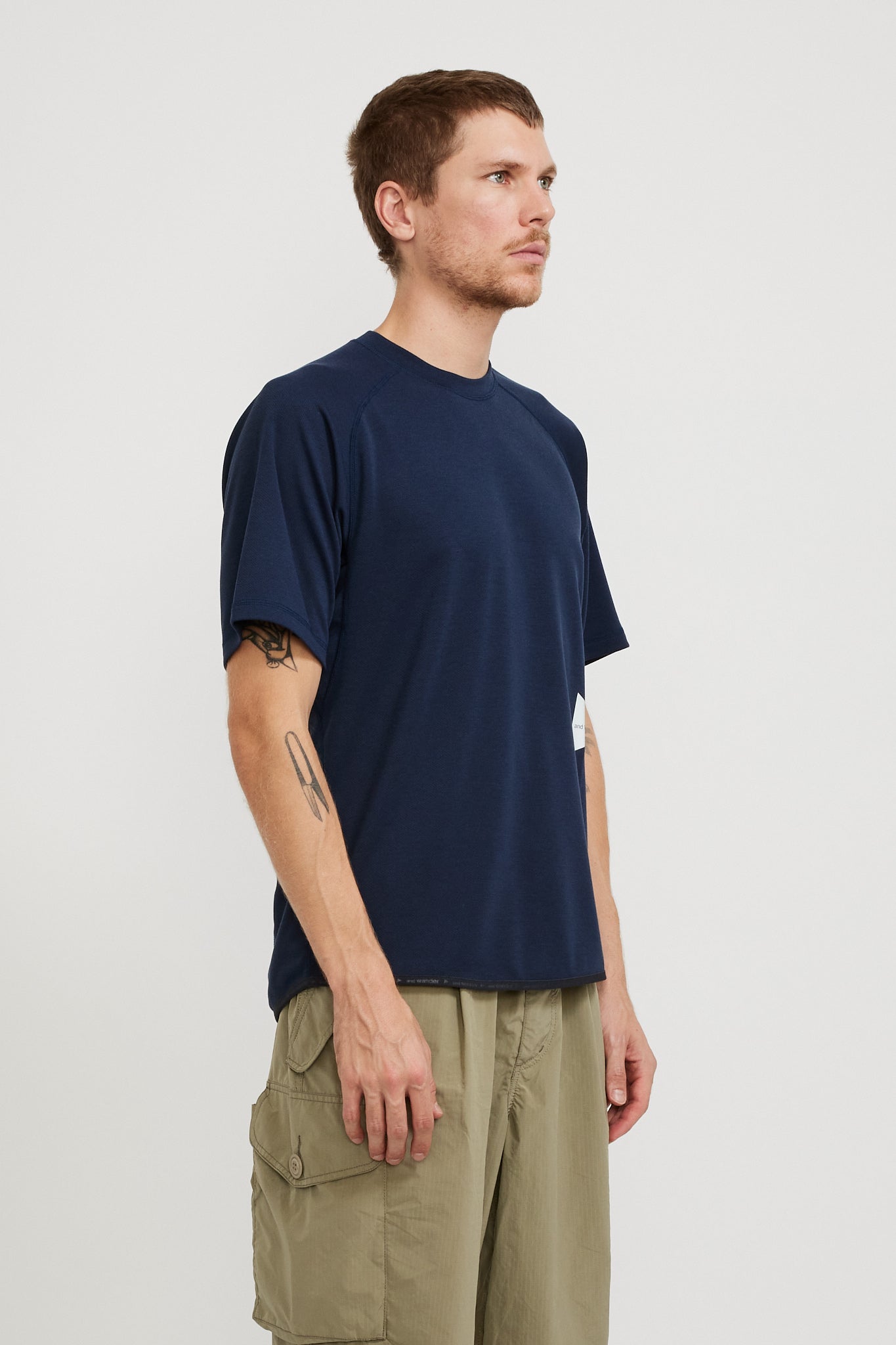 And Wander | Power Dry Jersey Raglan S/S T-Shirt Navy | Maplestore