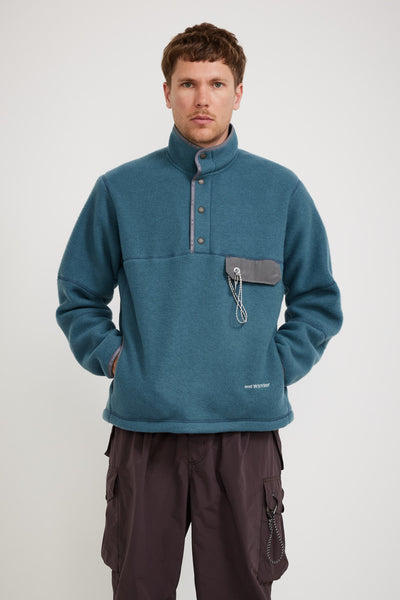 And Wander | Wool Fleece Pullover Blue Gray | Maplestore