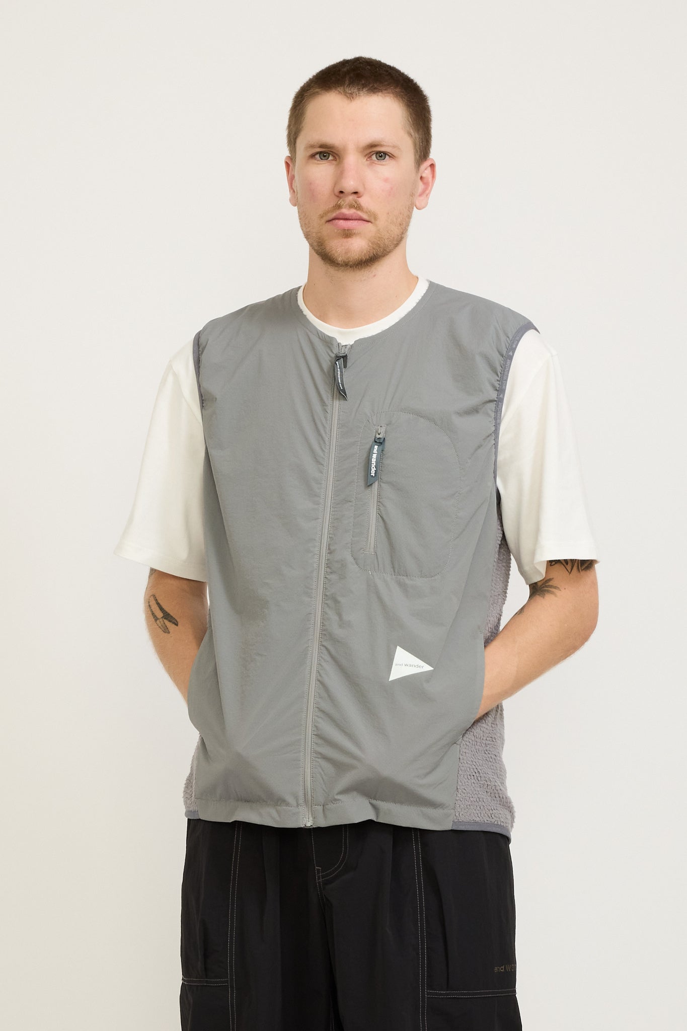 And Wander | Alpha Direct Vest Grey | Maplestore