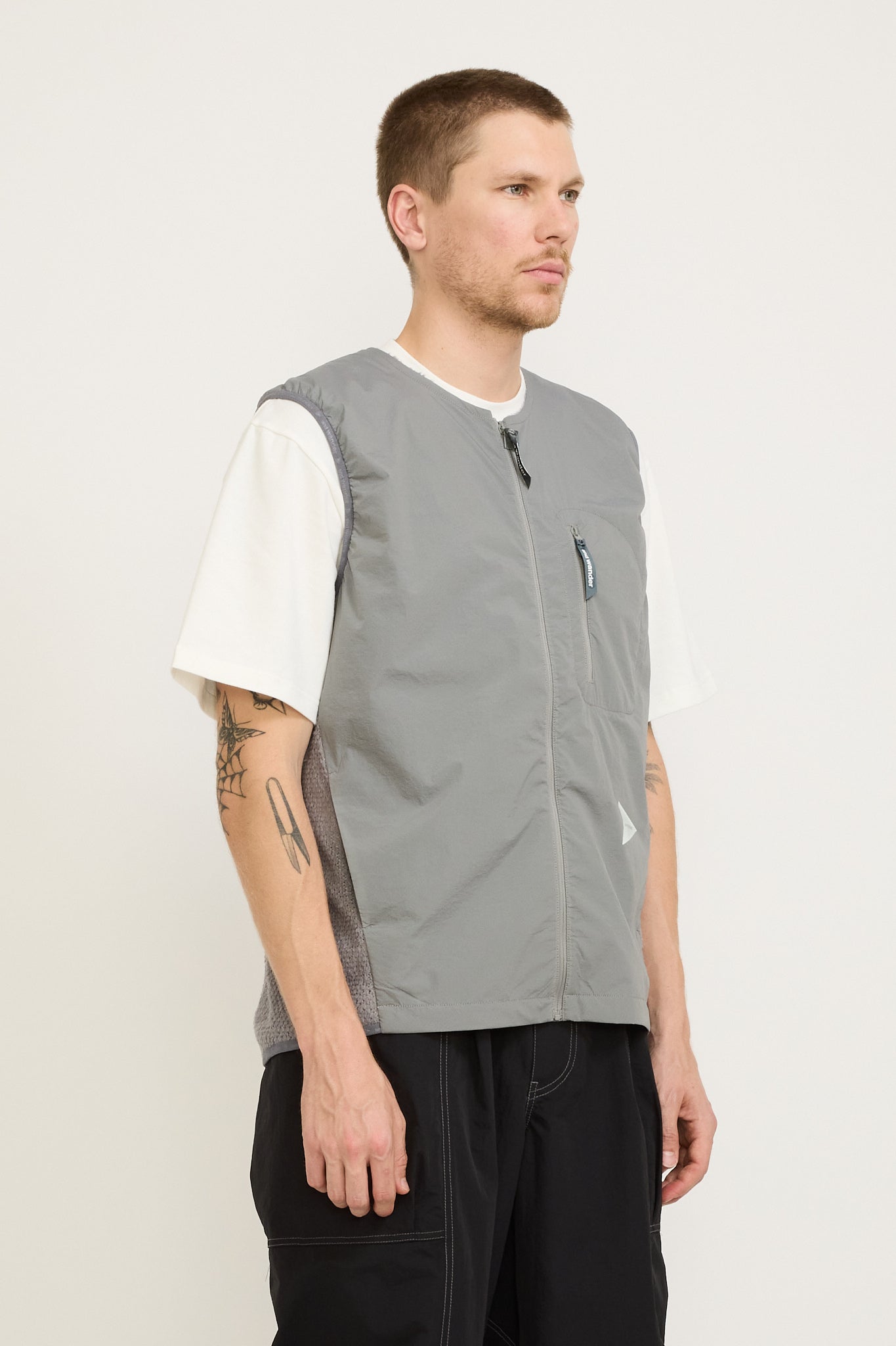 And Wander | Alpha Direct Vest Grey | Maplestore